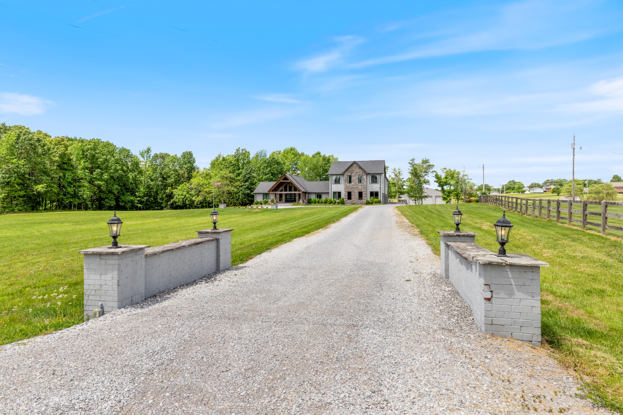 3791 Sylvia Rd