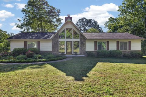 2704 New London Dr Cookeville TN 38506