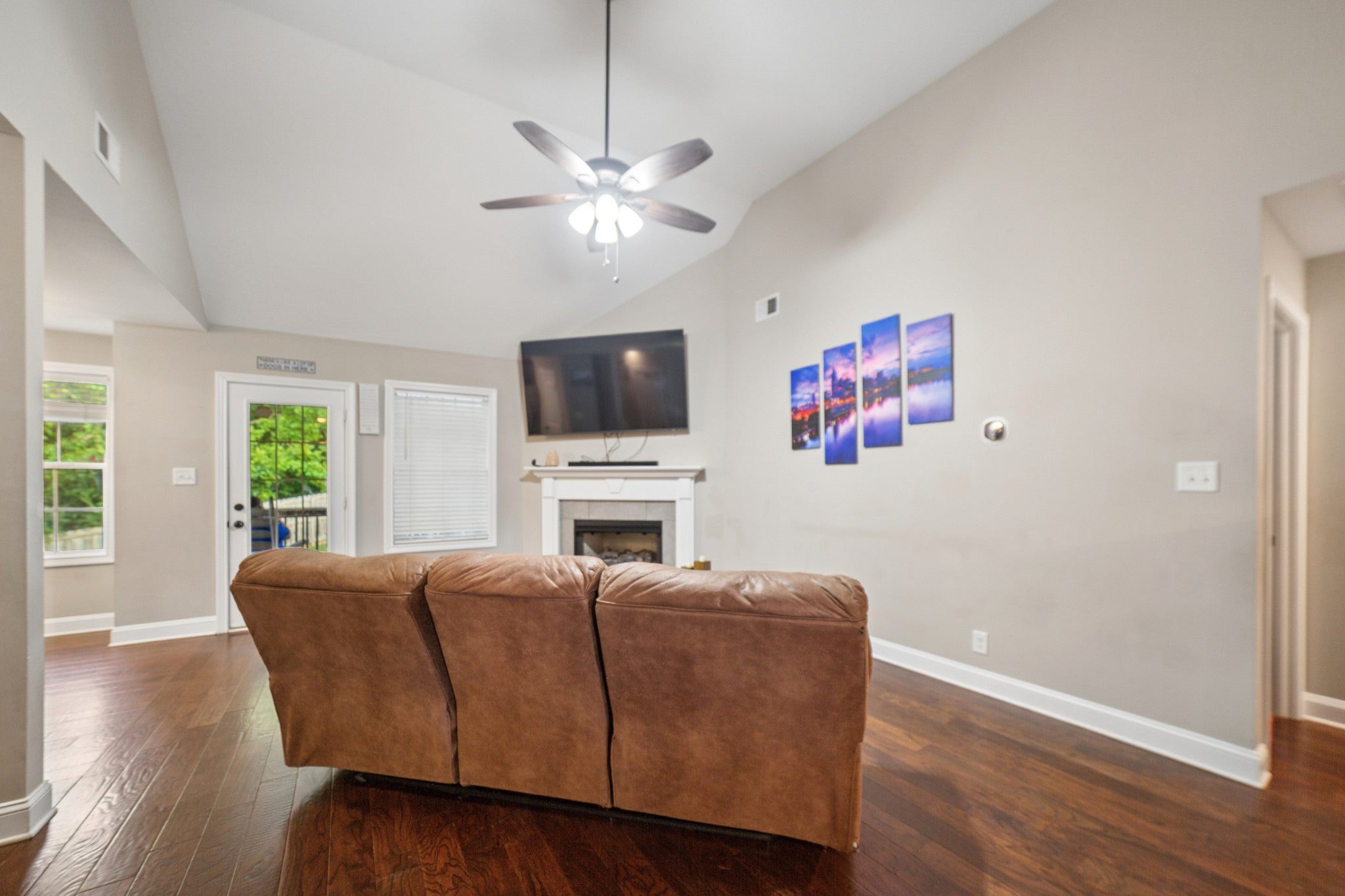 1132 Racker Dr