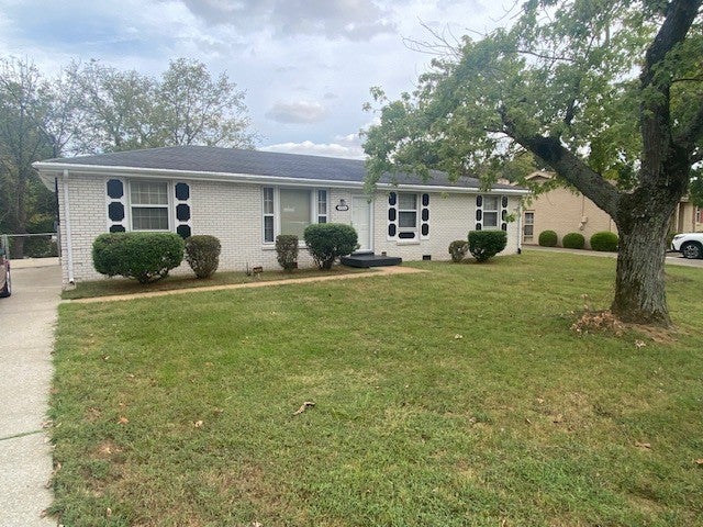 4936 Olivia Dr