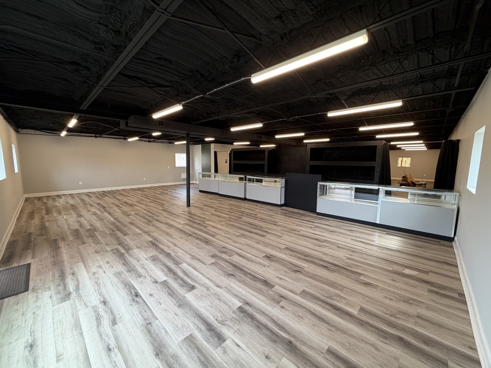 137 W Broadway
