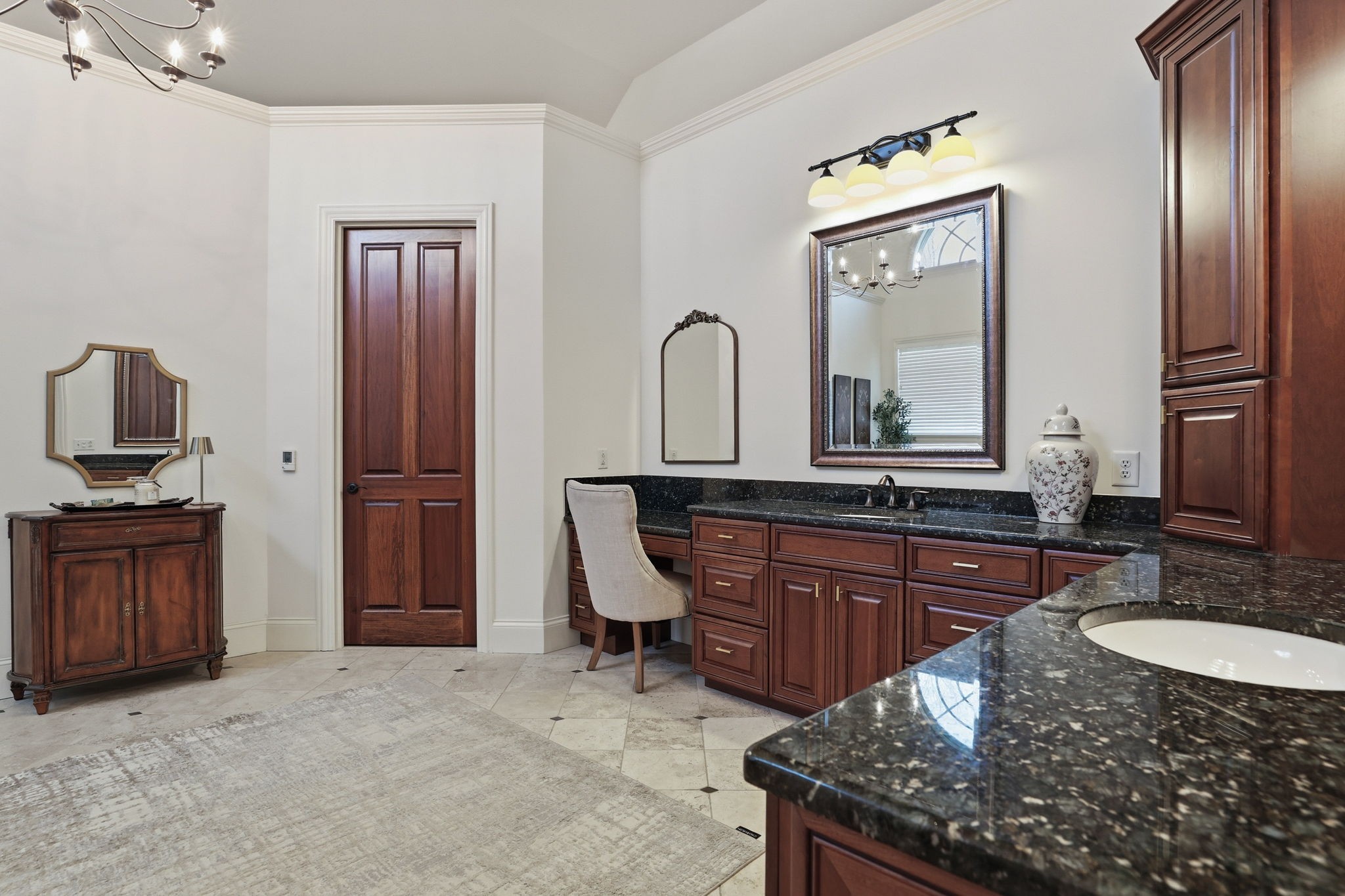 Hendersonville, Tennessee, 37075, United States, 5 Bedrooms Bedrooms, ,6 BathroomsBathrooms,Residential,Active,2035685