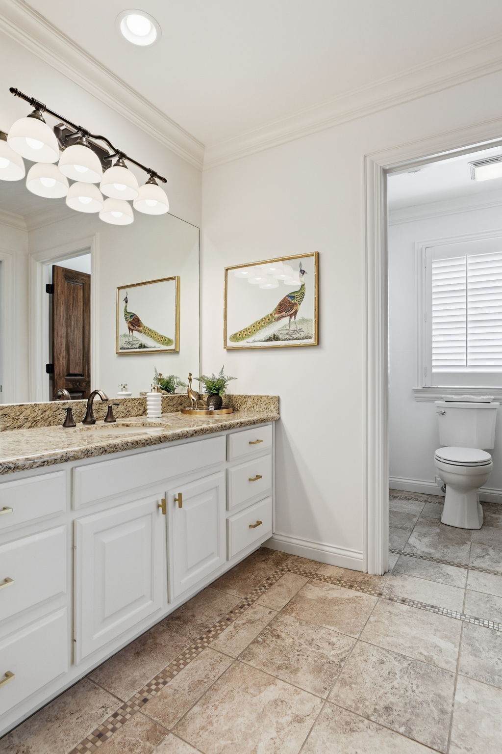 Hendersonville, Tennessee, 37075, United States, 5 Bedrooms Bedrooms, ,6 BathroomsBathrooms,Residential,Active,2035685