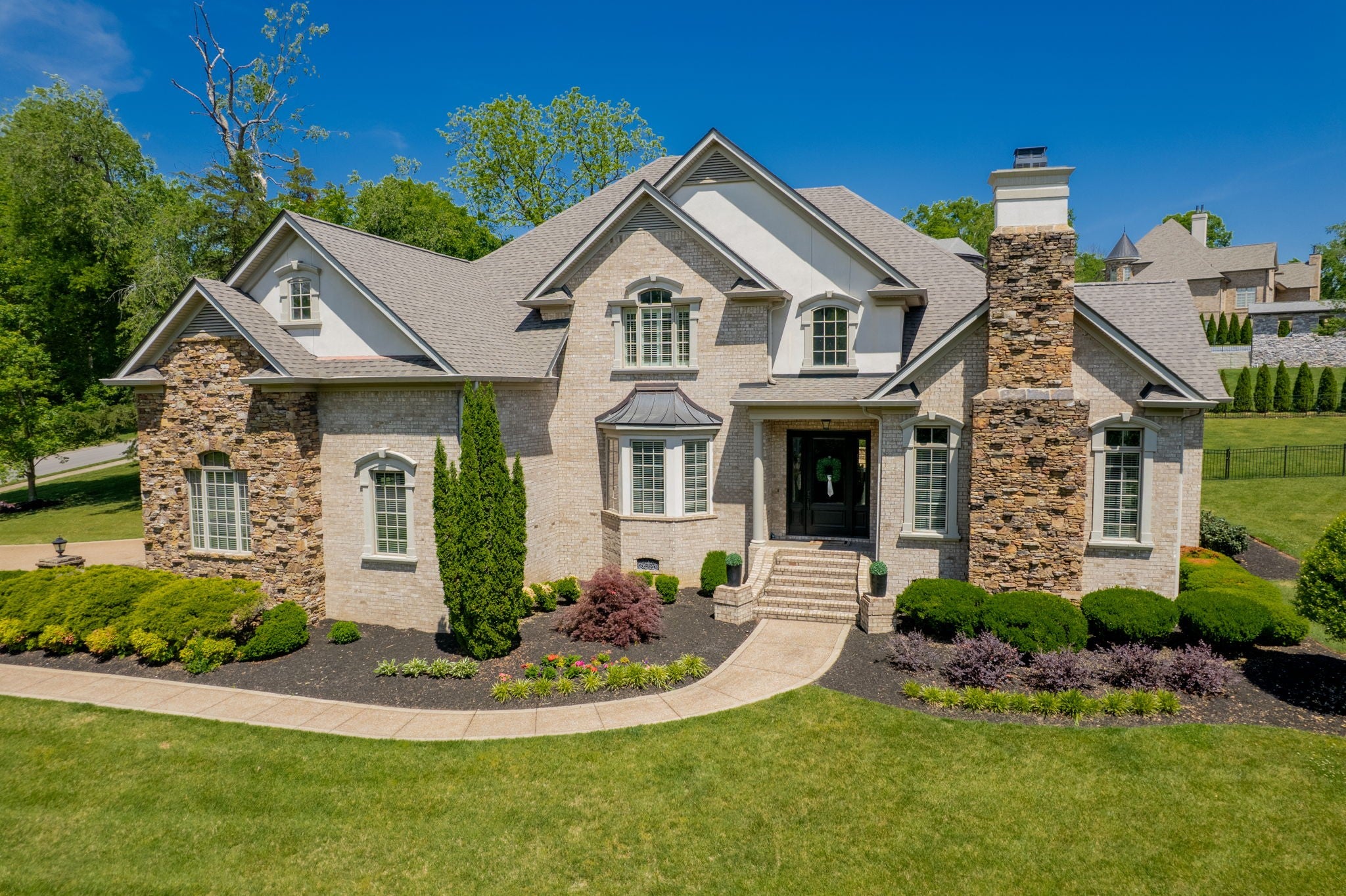 Hendersonville, Tennessee, 37075, United States, 5 Bedrooms Bedrooms, ,6 BathroomsBathrooms,Residential,Active,2035685