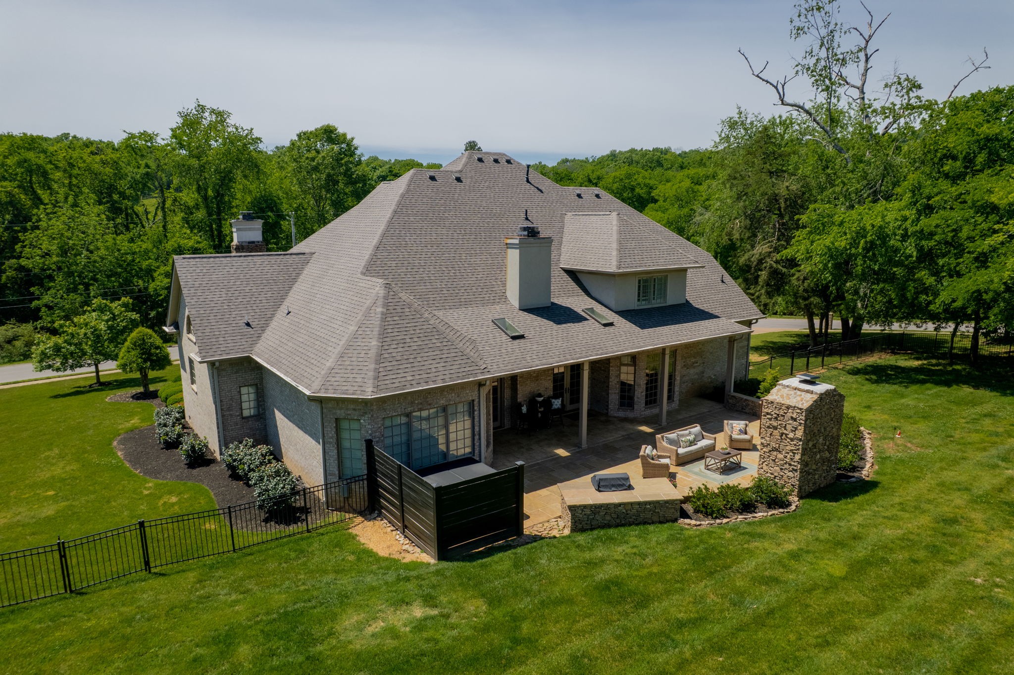 Hendersonville, Tennessee, 37075, United States, 5 Bedrooms Bedrooms, ,6 BathroomsBathrooms,Residential,Active,2035685