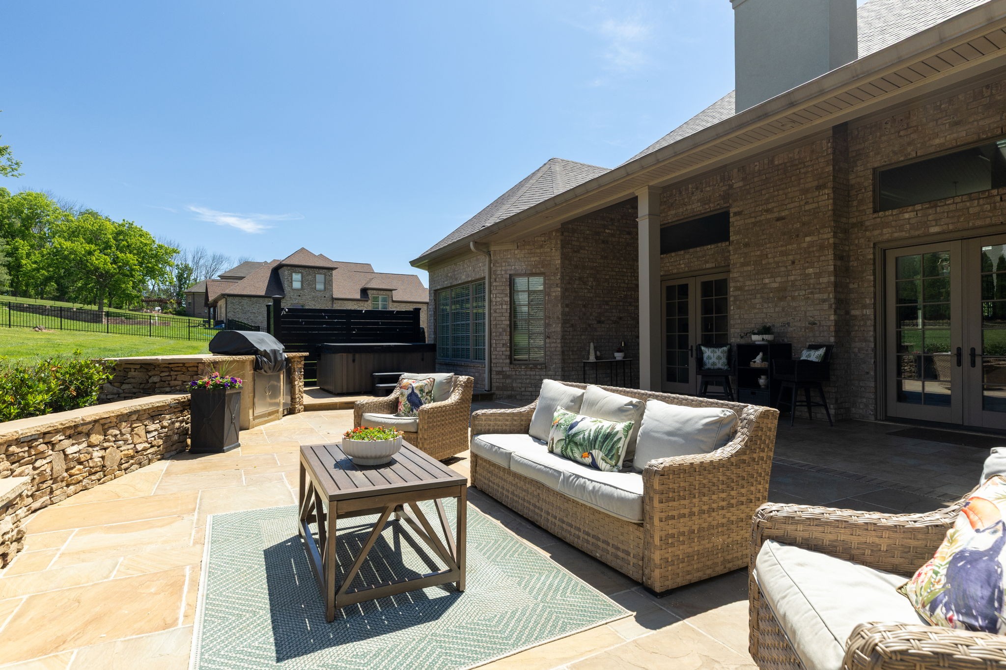 Hendersonville, Tennessee, 37075, United States, 5 Bedrooms Bedrooms, ,6 BathroomsBathrooms,Residential,Active,2035685
