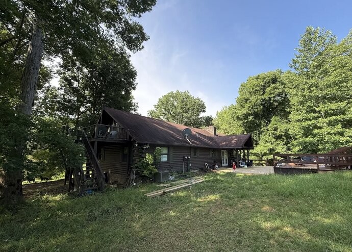 162 Tracy Rd