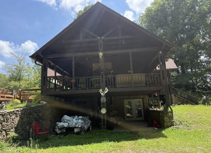 162 Tracy Rd