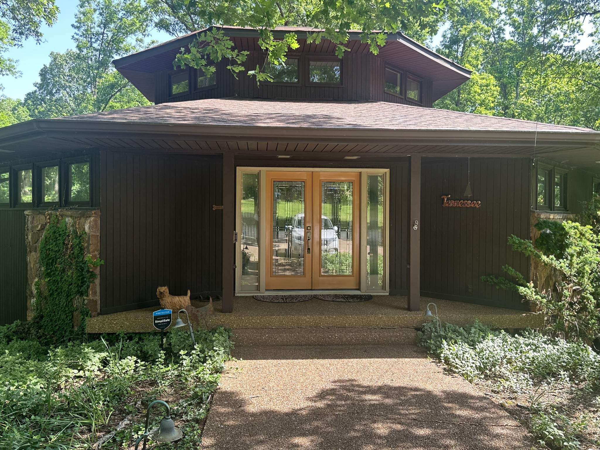 307 Dogwood Cir