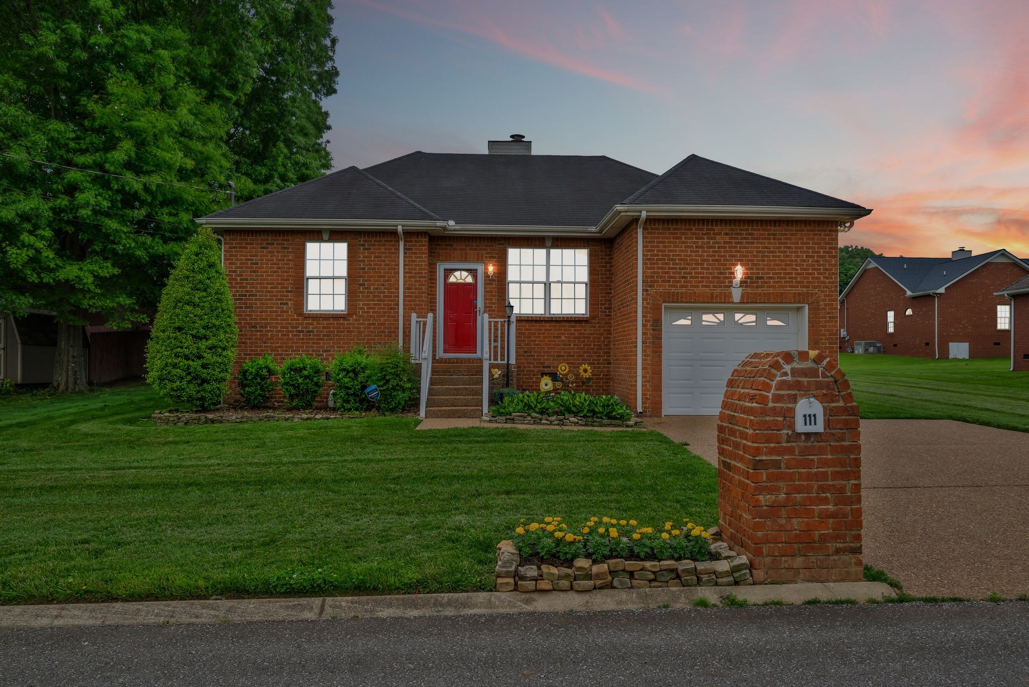 111 Cherokee Dr