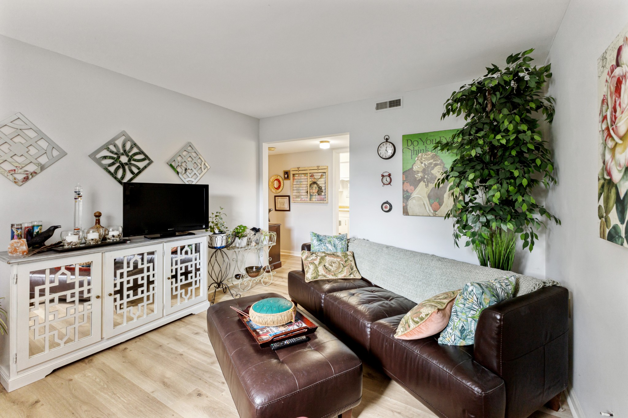 341 Deer Lake Dr