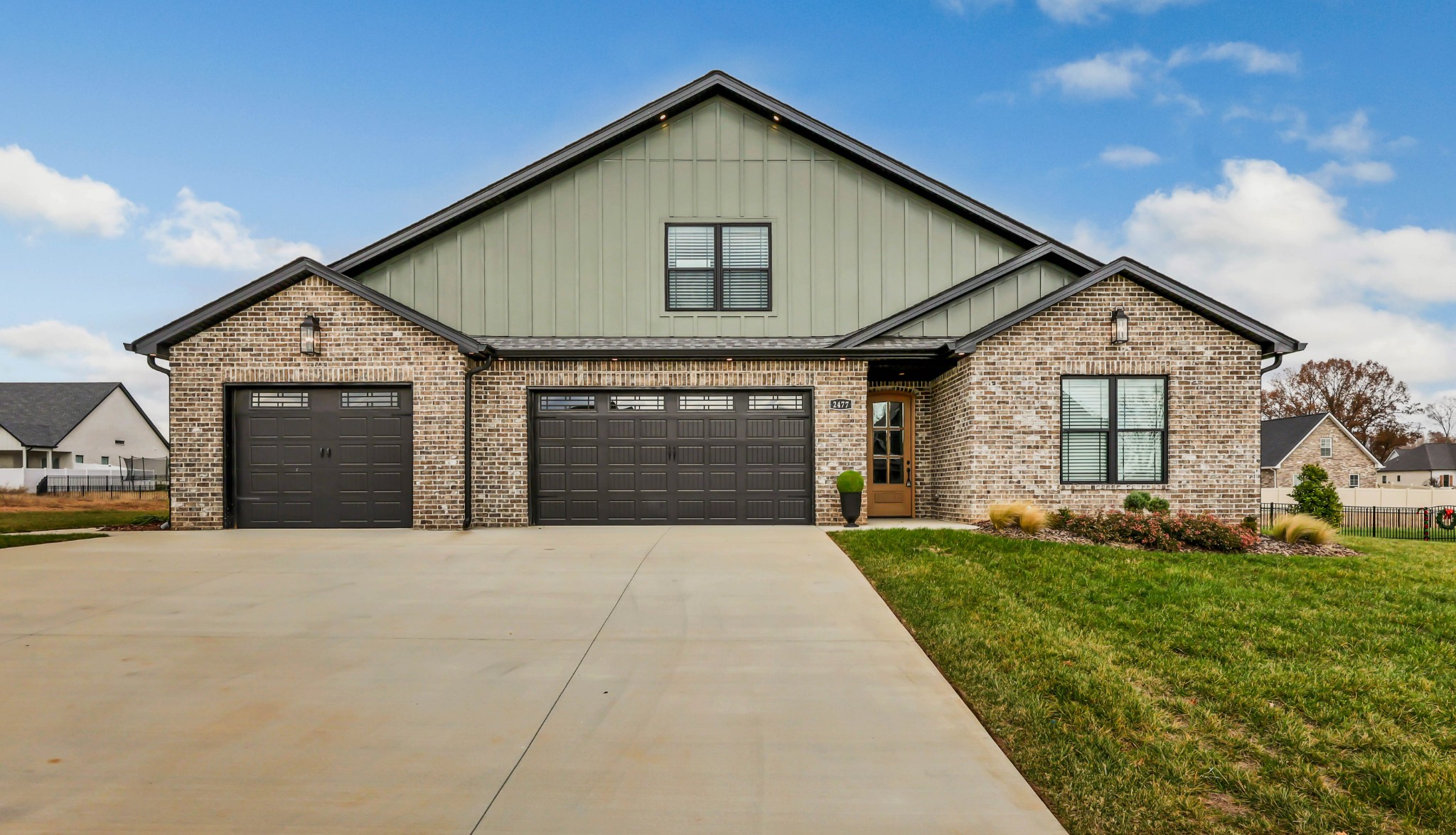 2477 Ellsworth Drive