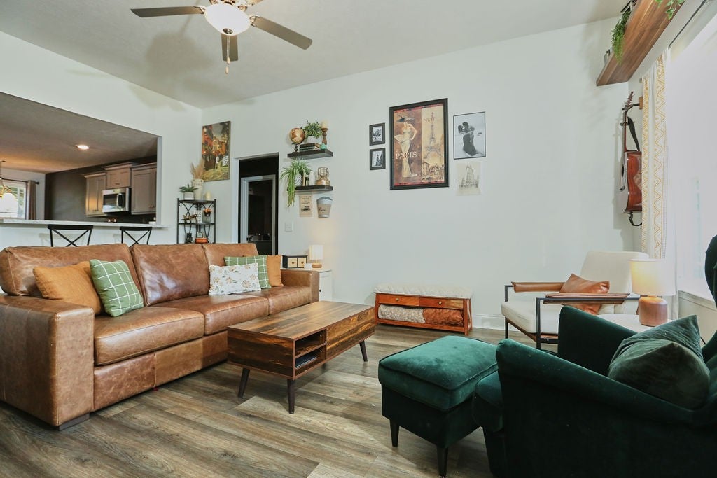 107 Sage Dr
