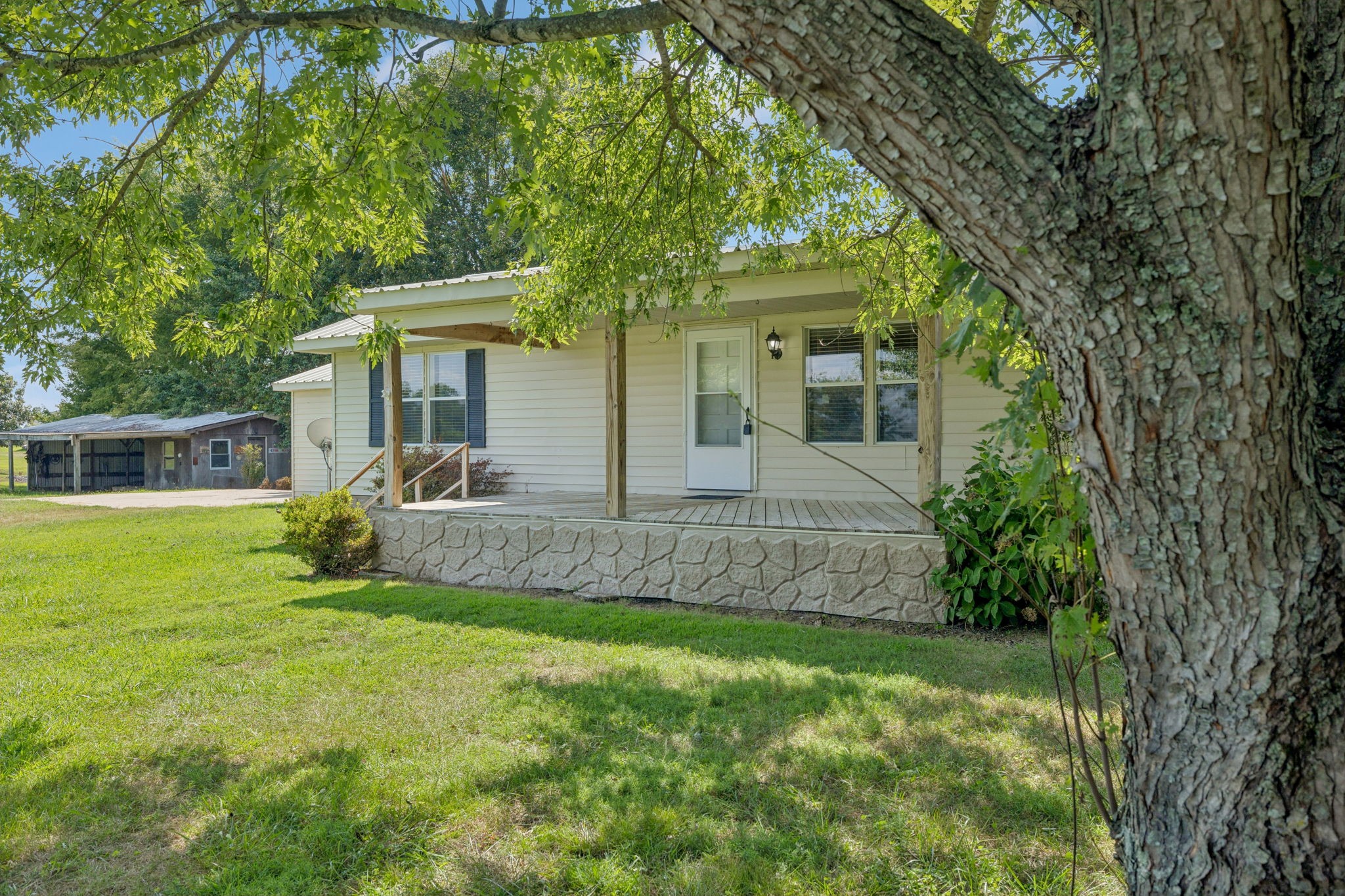 534 Womack Rd