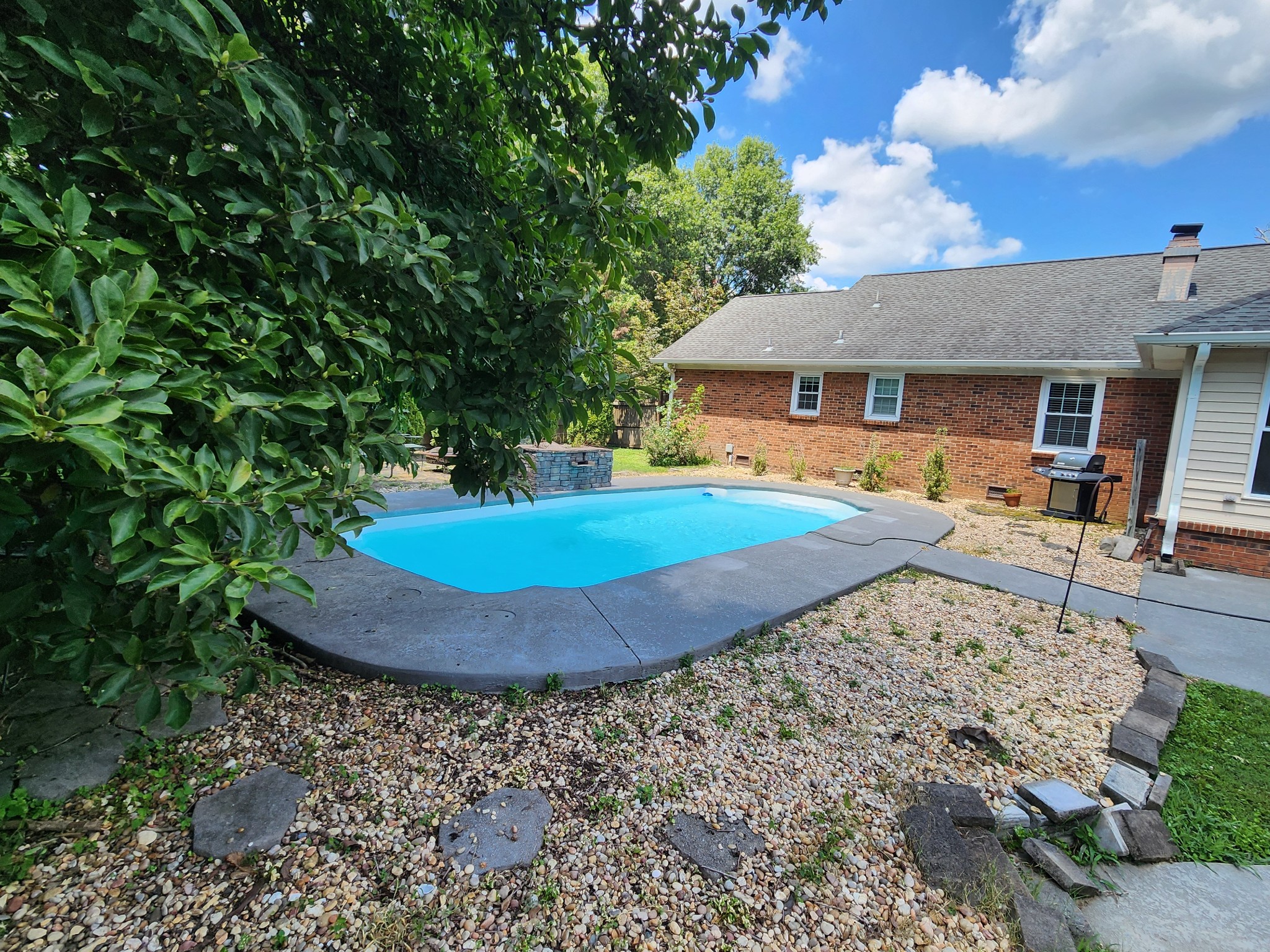 8203 Sherwood Green Ct