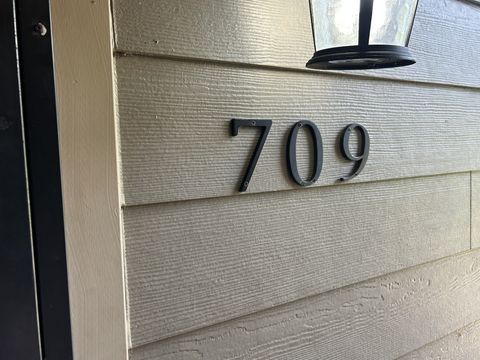 709 Ashlawn Pl Nashville TN 37211