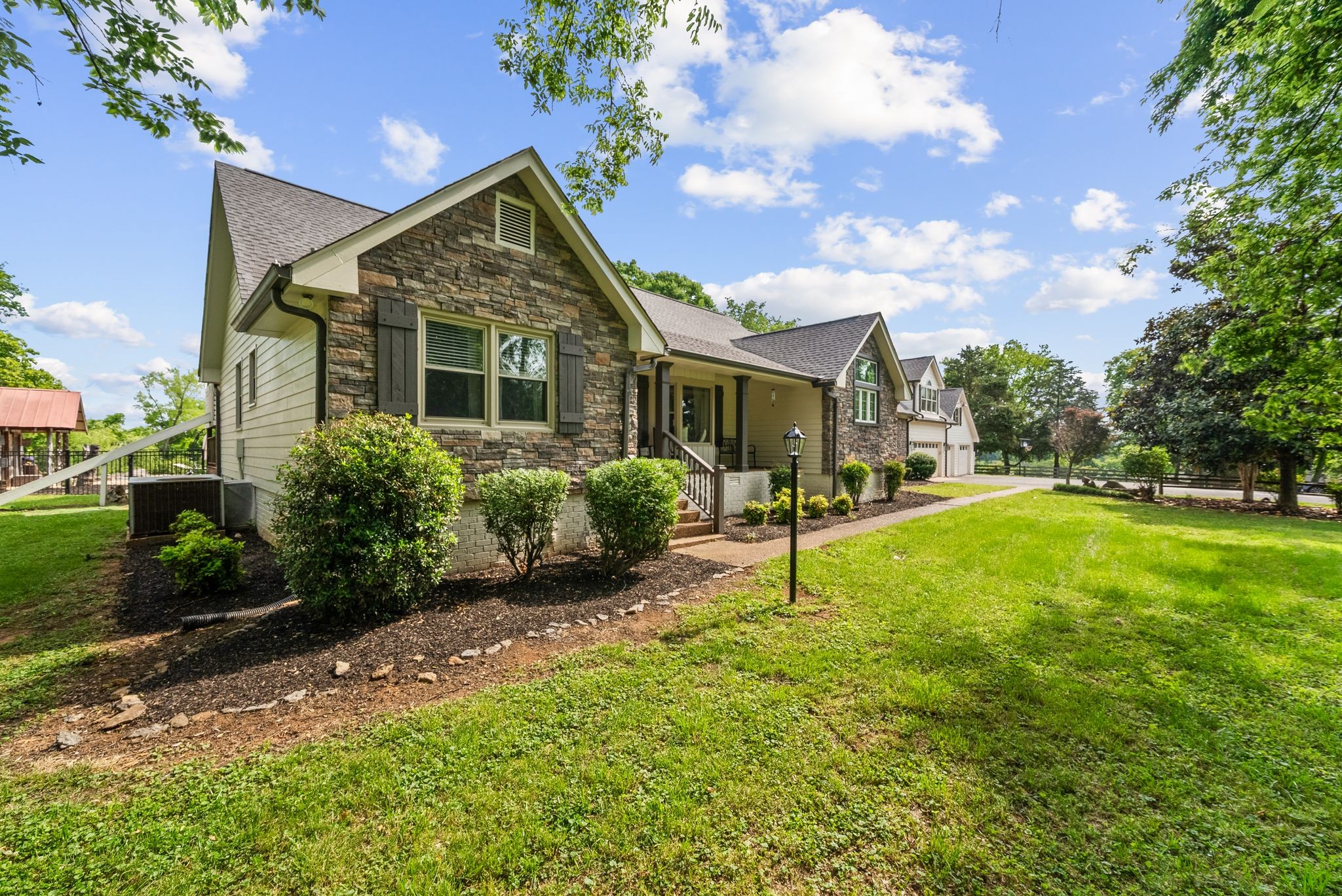 6476 Lickton Pike