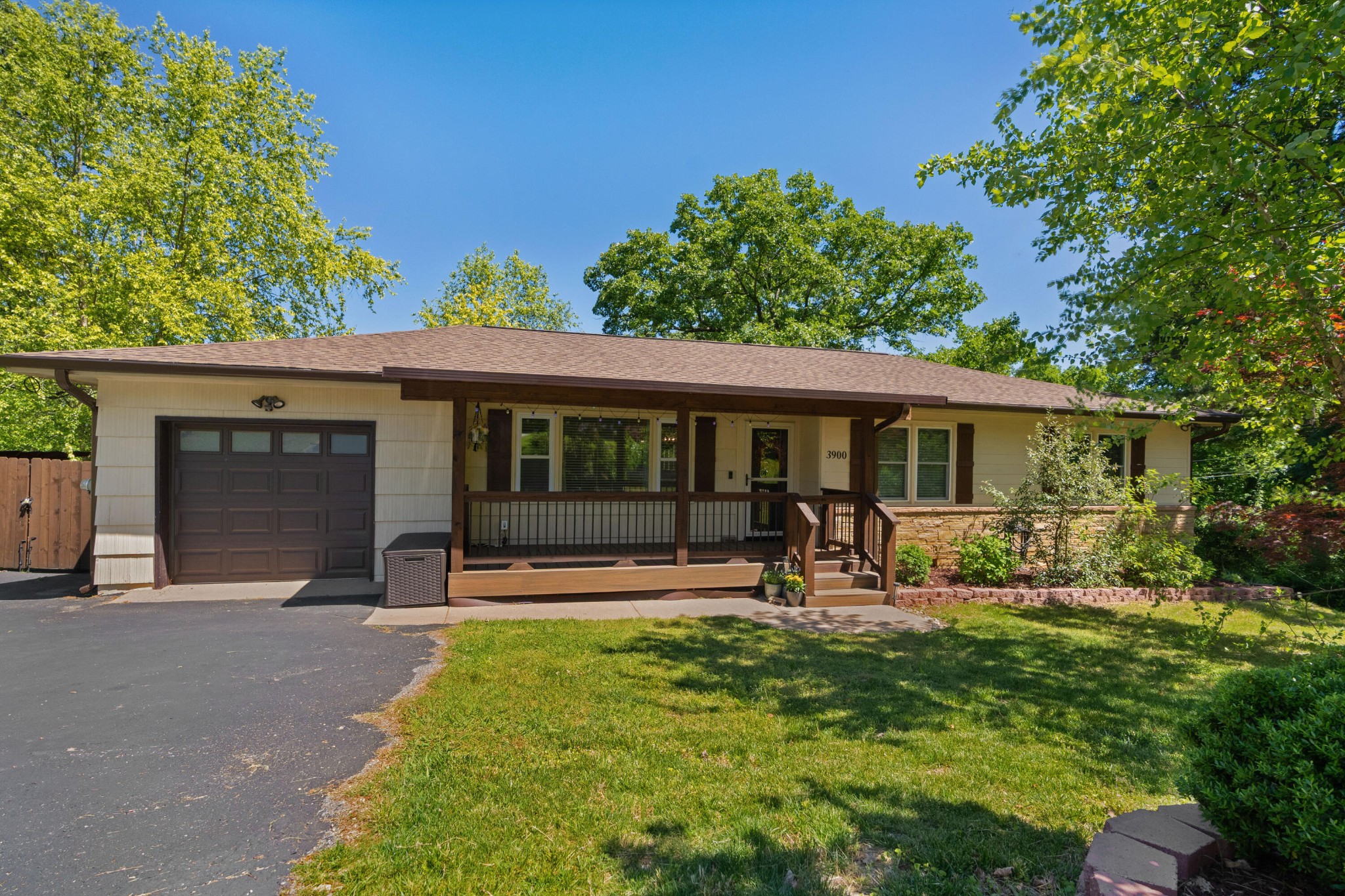 3900 Laird Lane