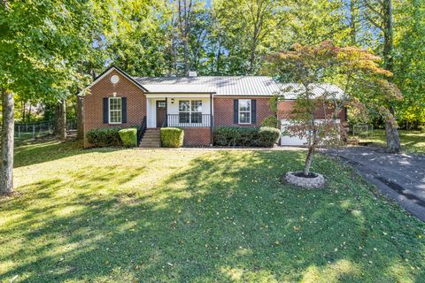 812 Hunters Crossing Ln Springfield TN 37172