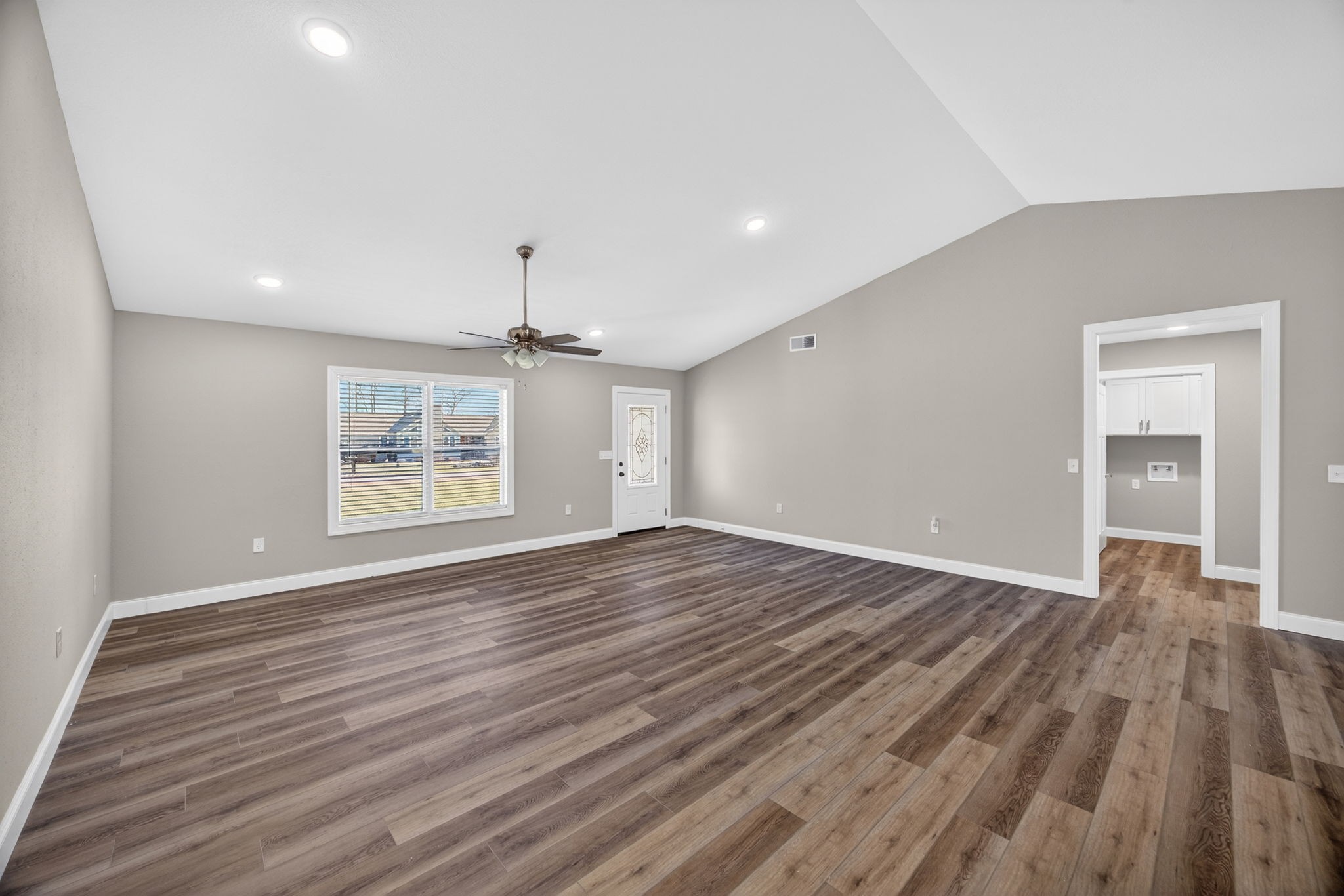 453 Hinch Mountain View Rd