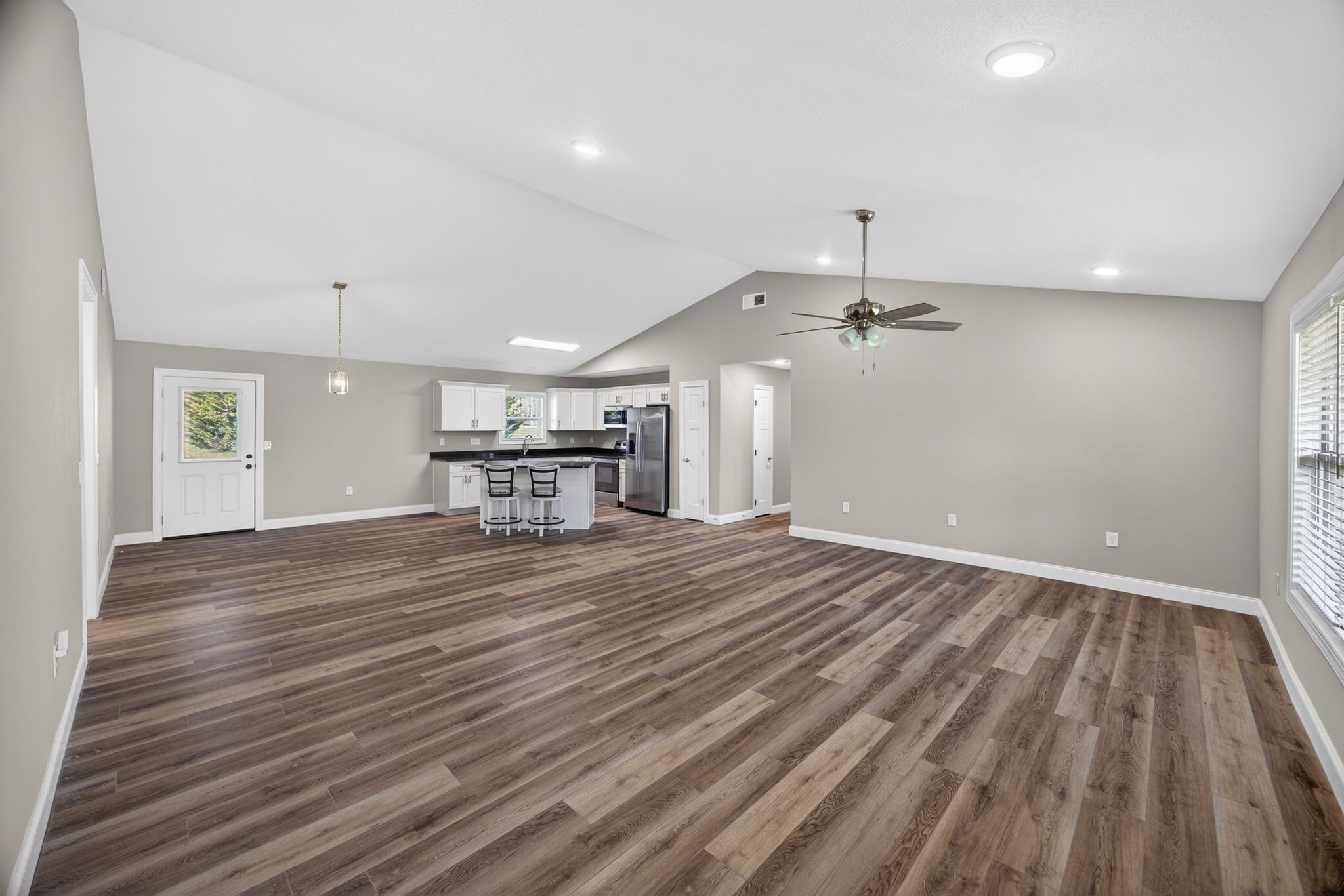 453 Hinch Mountain View Rd