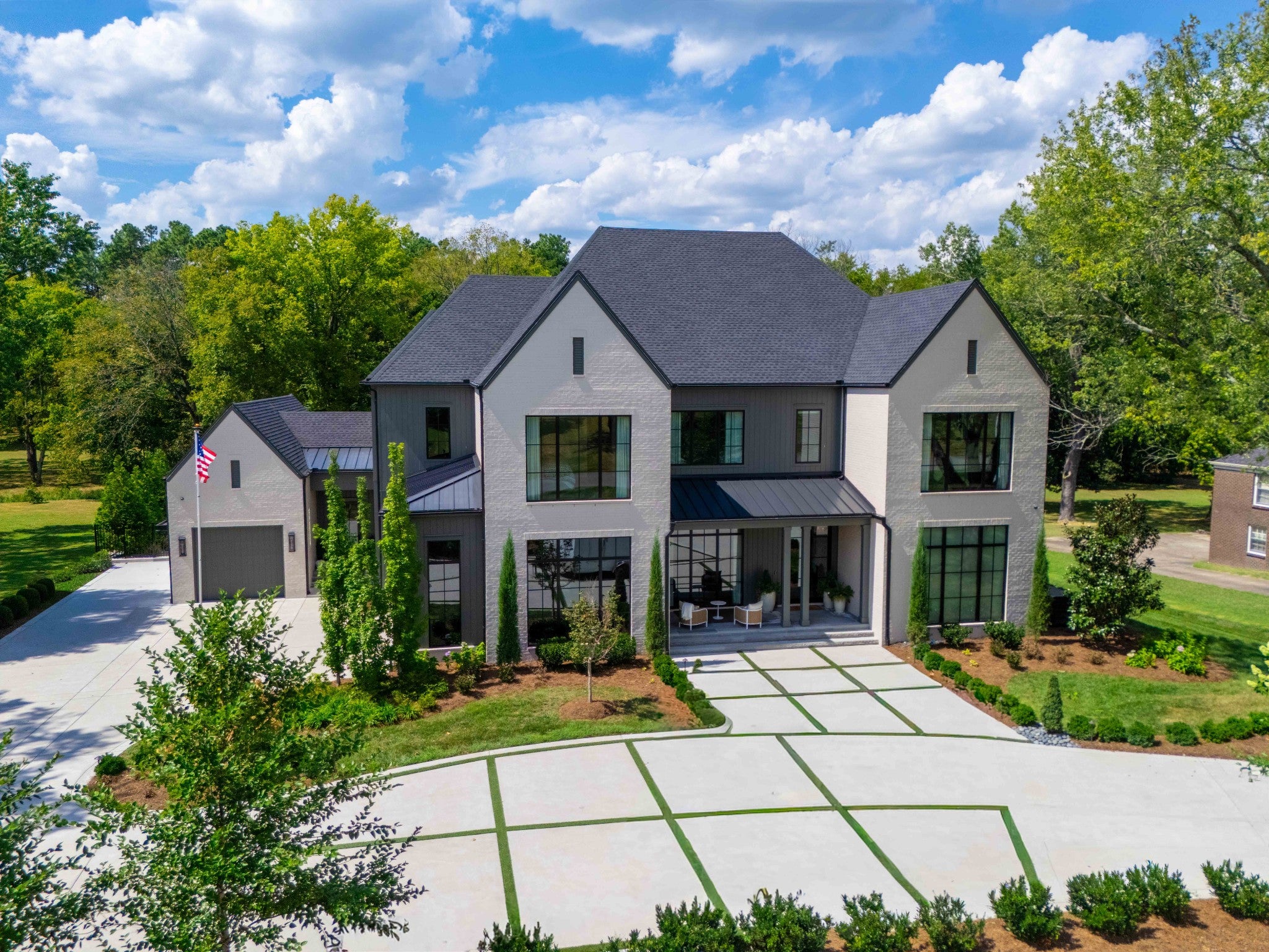 1311 Parker Pl