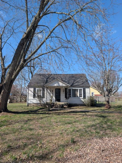 703 McCurdy Rd White House TN 37188