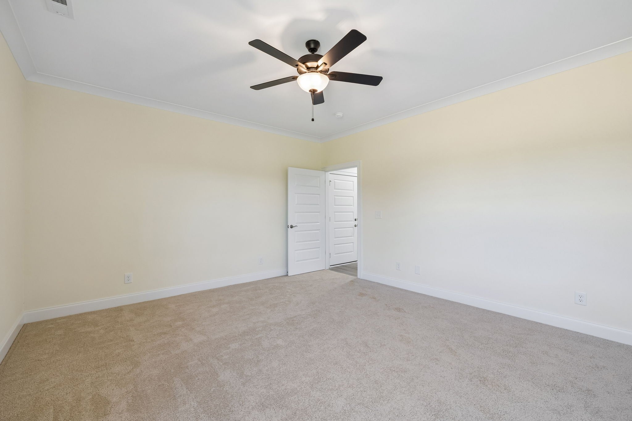 2212 Pickwick Place