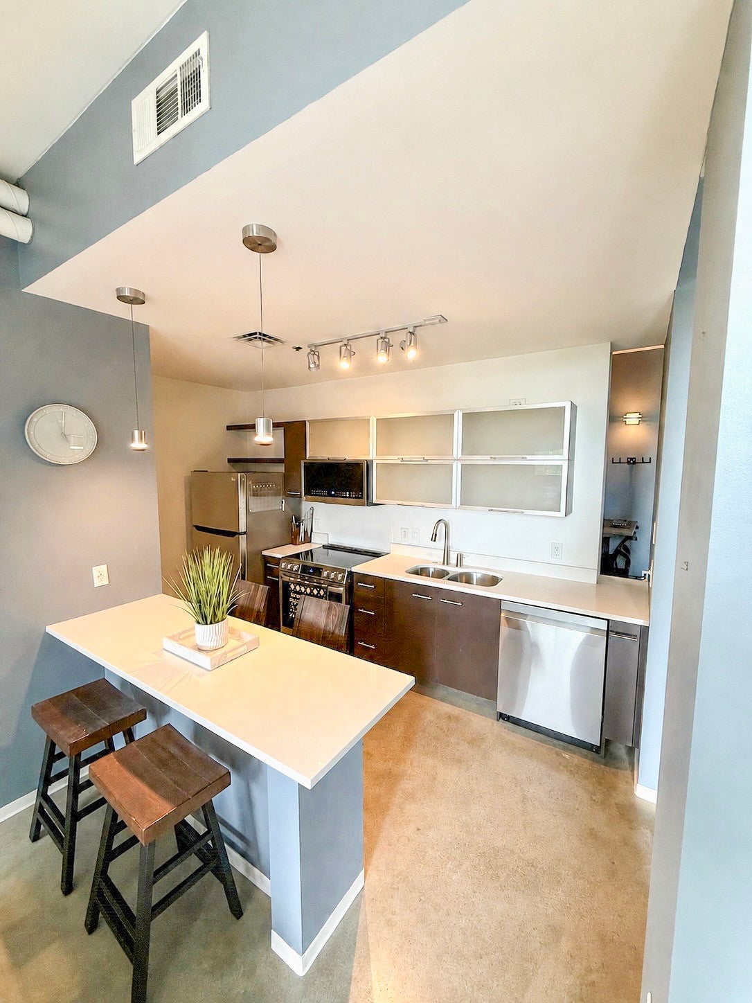 1-bed condo for sale in Nashville, TN 37206, 2115 Yeaman Pl 211 2115 Yeaman Pl 211, Nashville TN 37206 1-bed condo, photo 5 of 22
