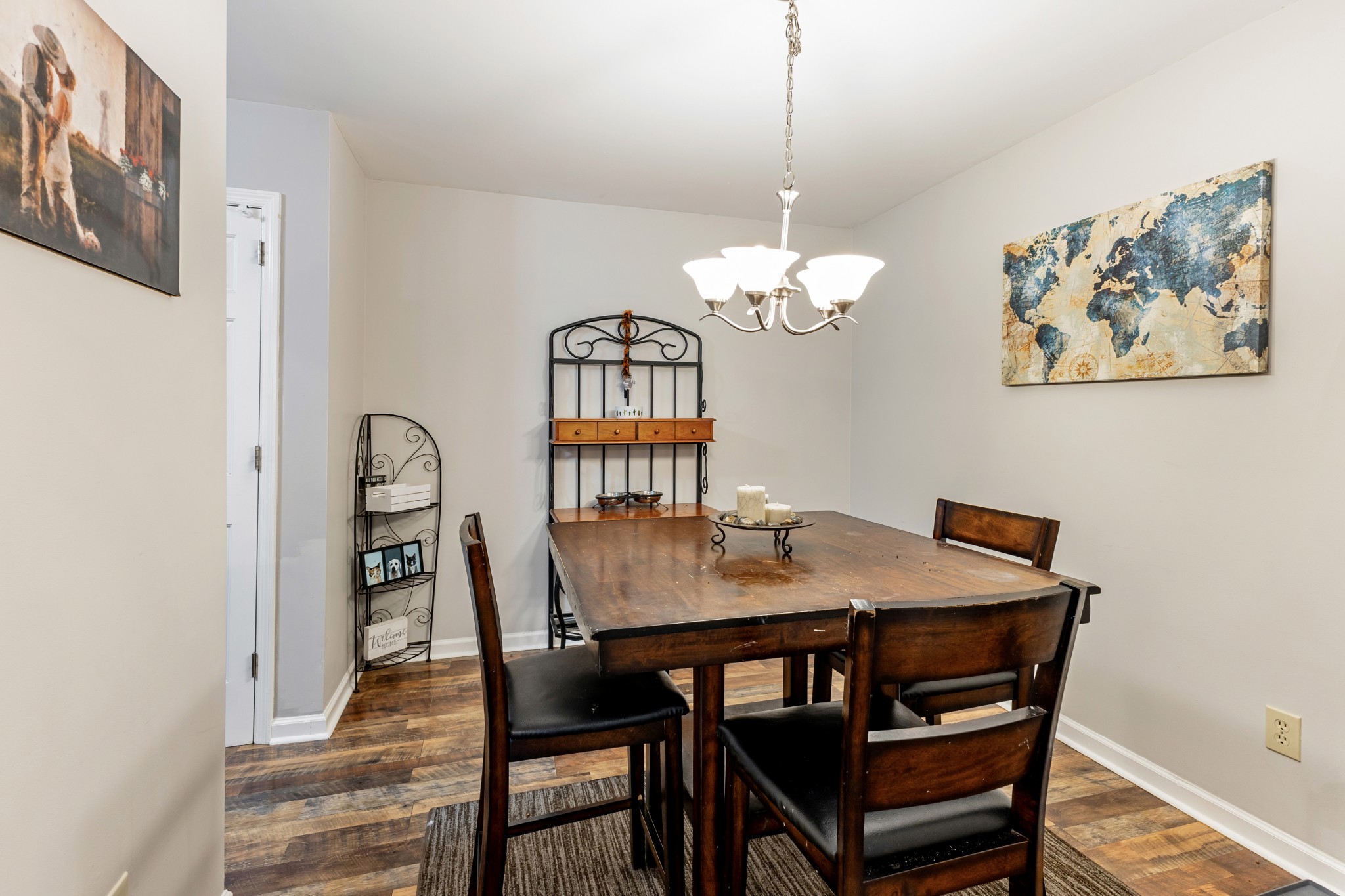 470 S Main St 105