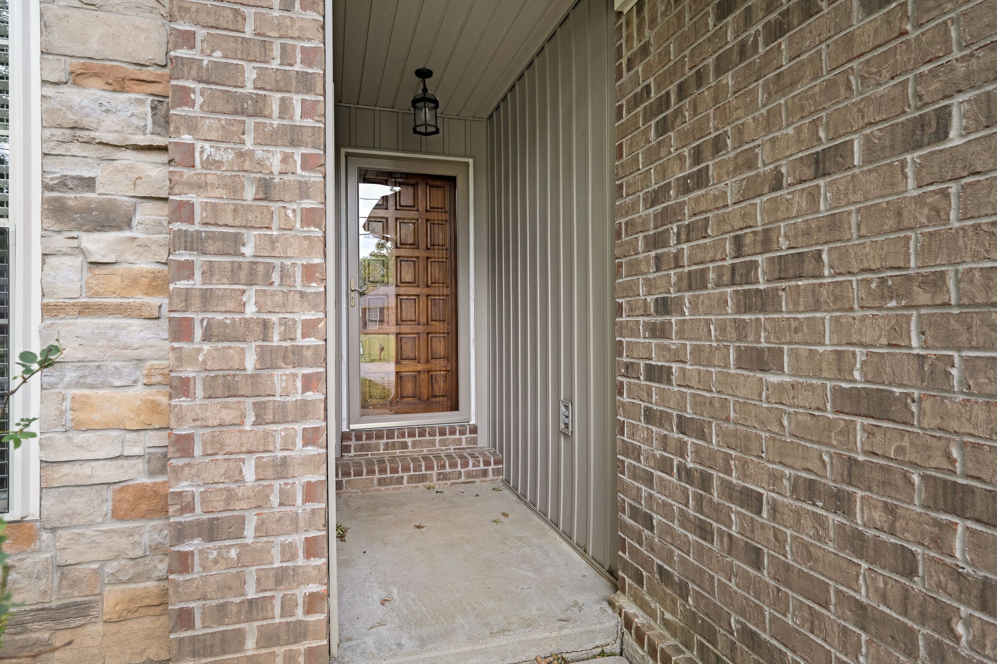 2250 Tedder Blvd