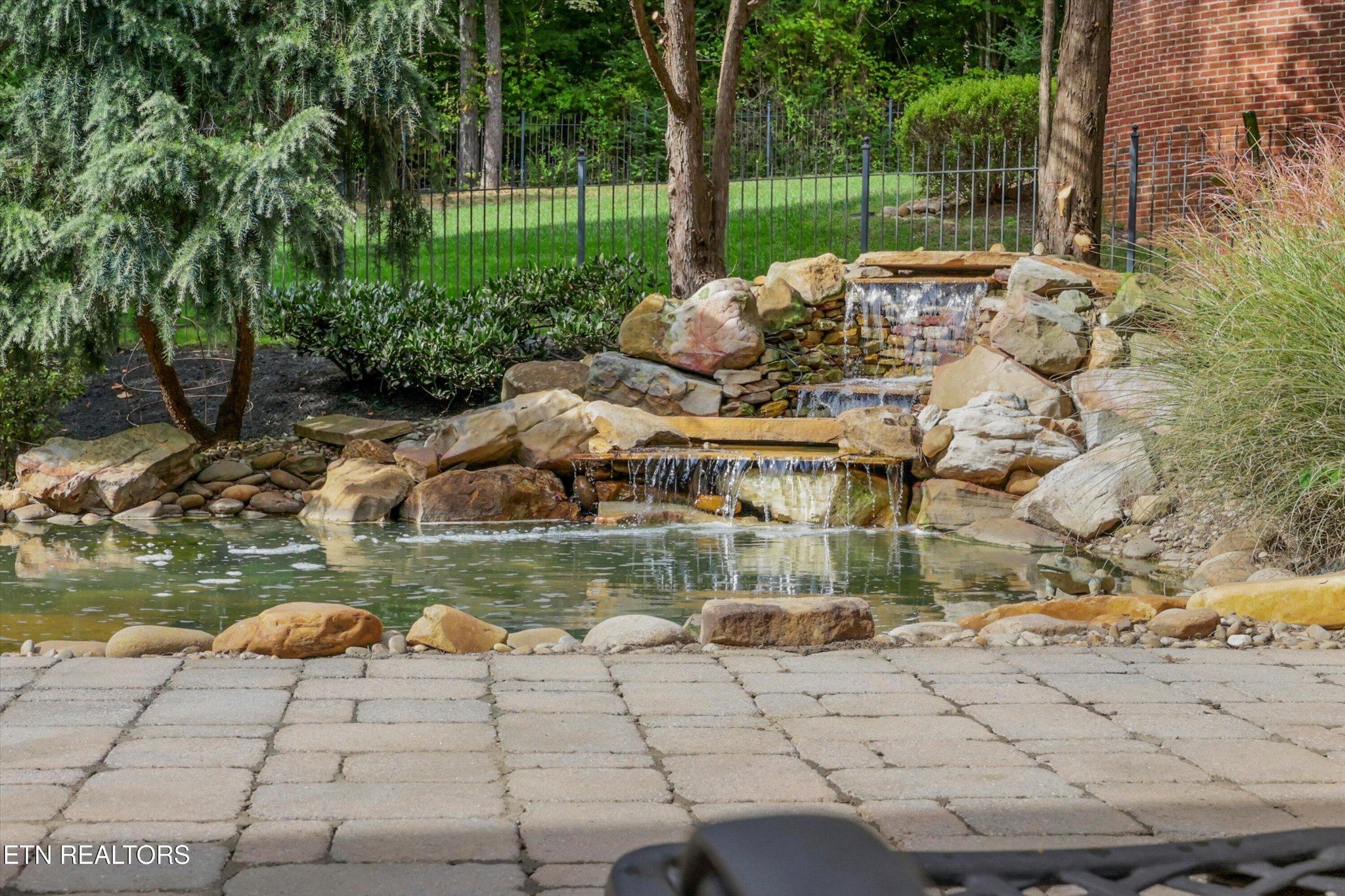 707 Prince George Parish Drive