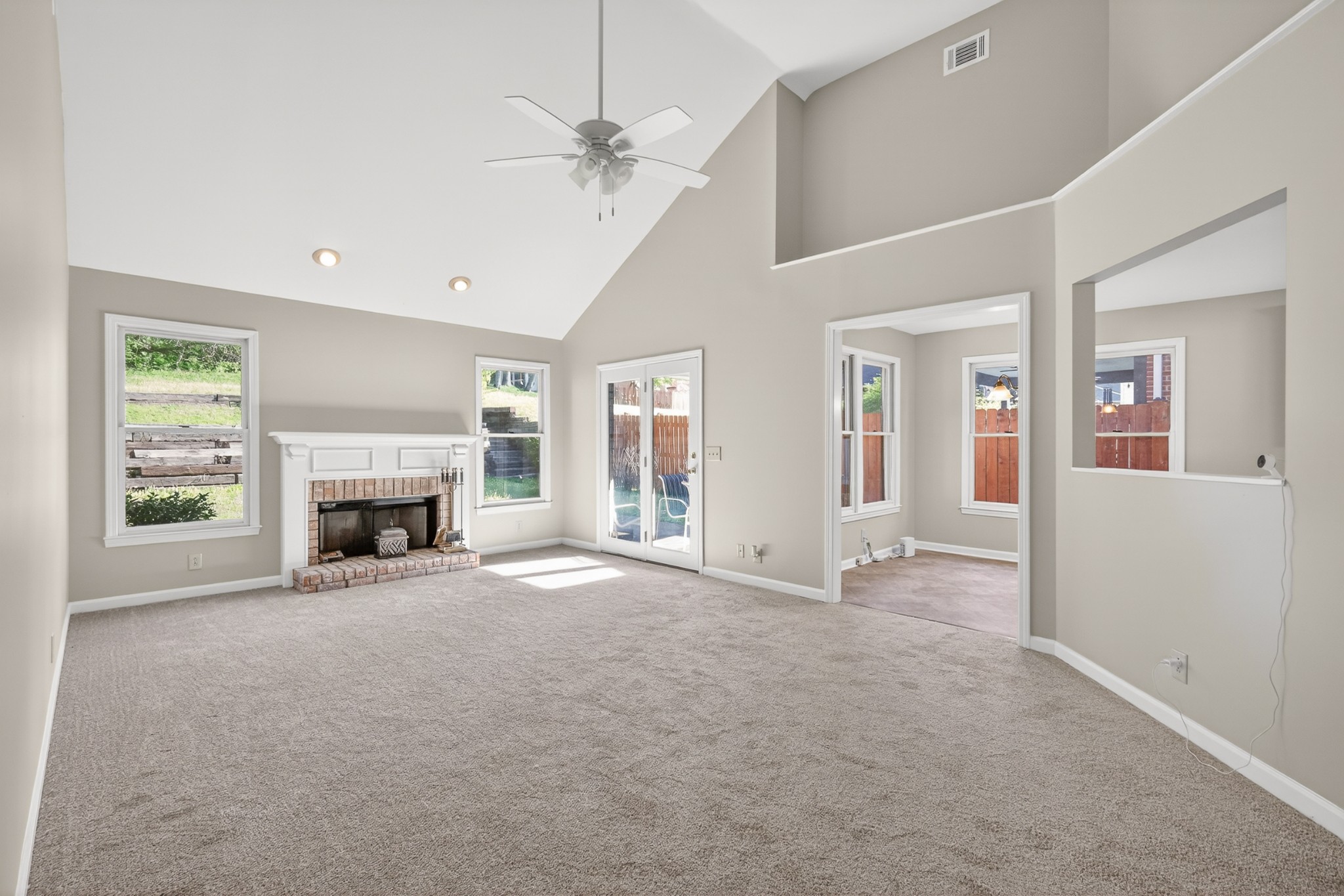 7208 Poplar Creek Trce