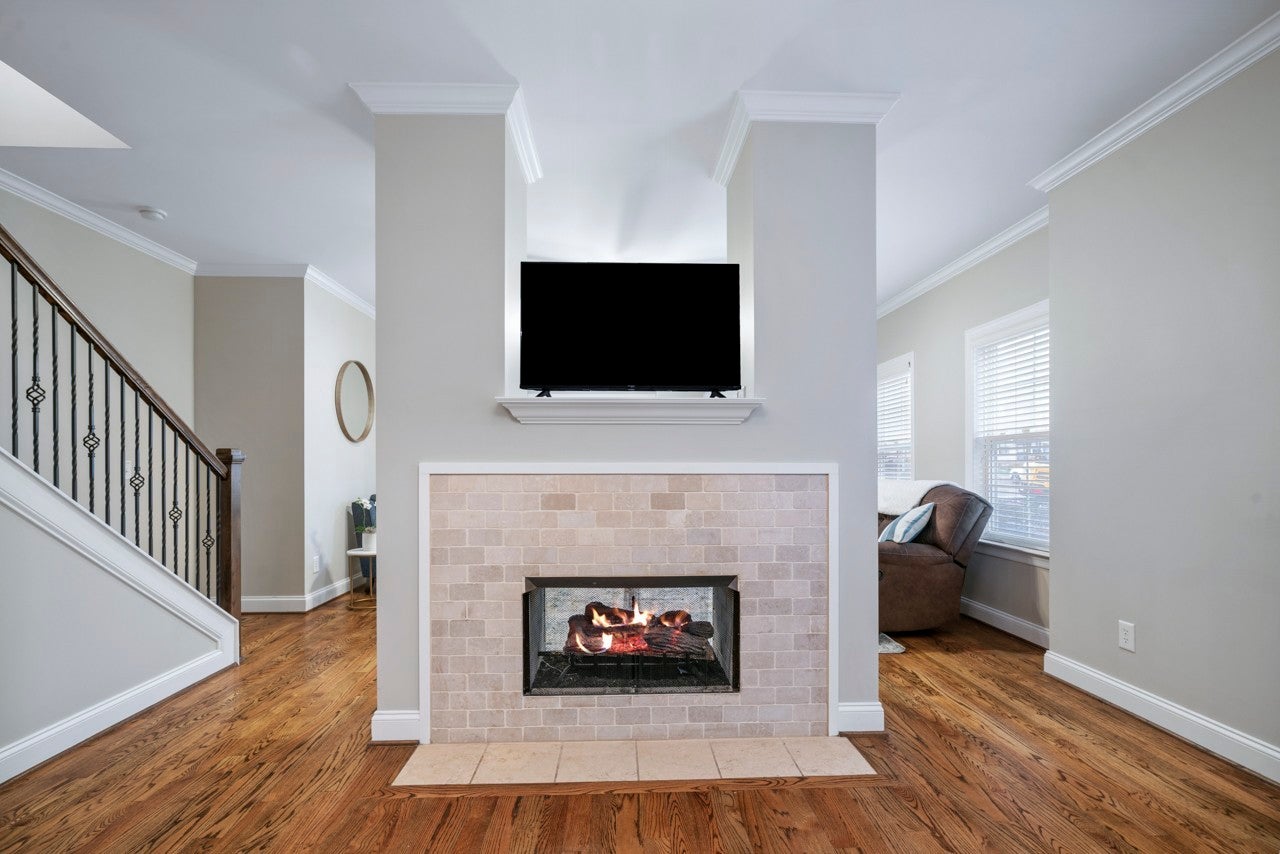 1711 14th Ave S