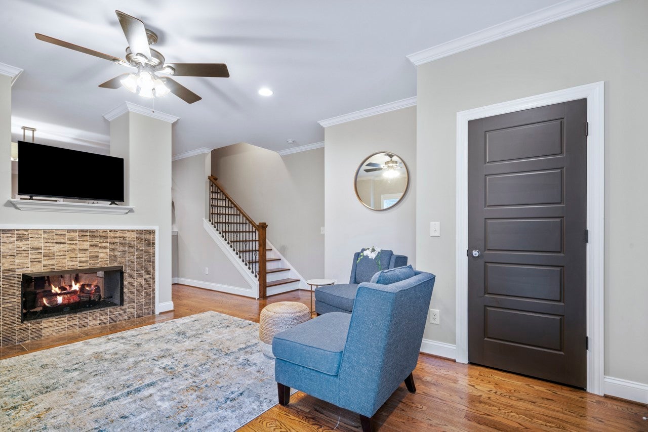 1711 14th Ave S