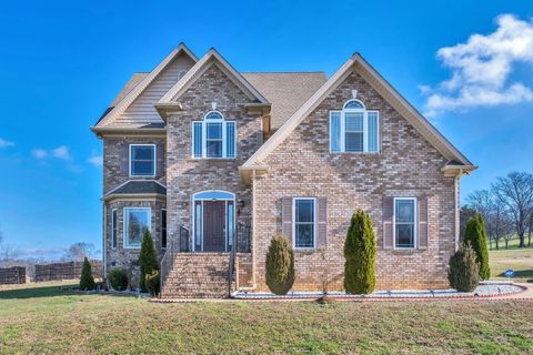 132 Stonecreek Dr Pulaski TN 38478