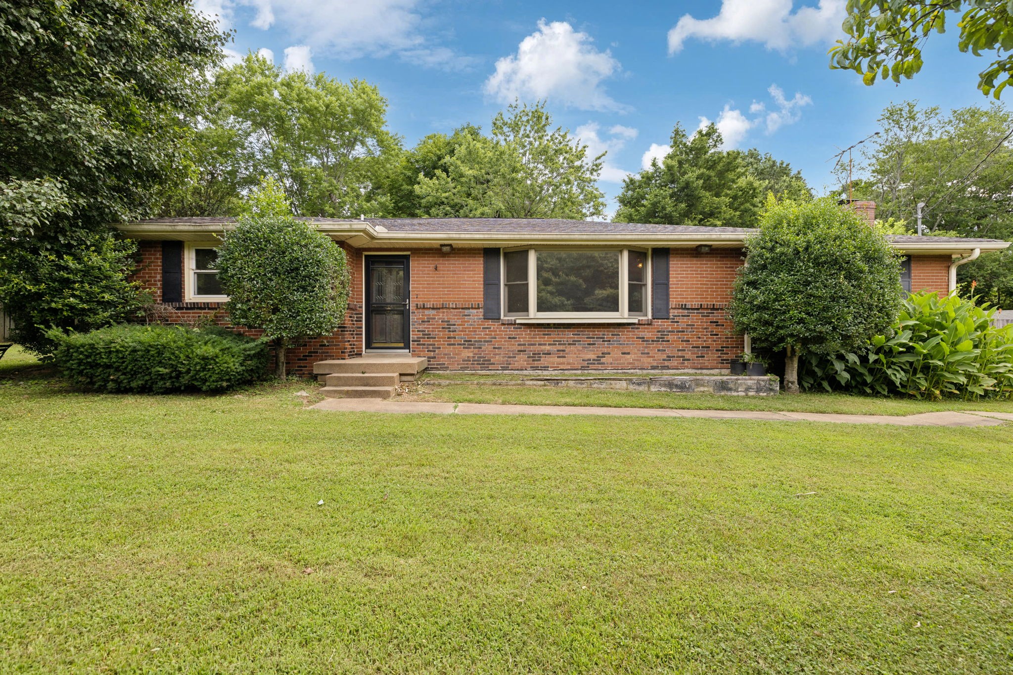 480 Manley Dr