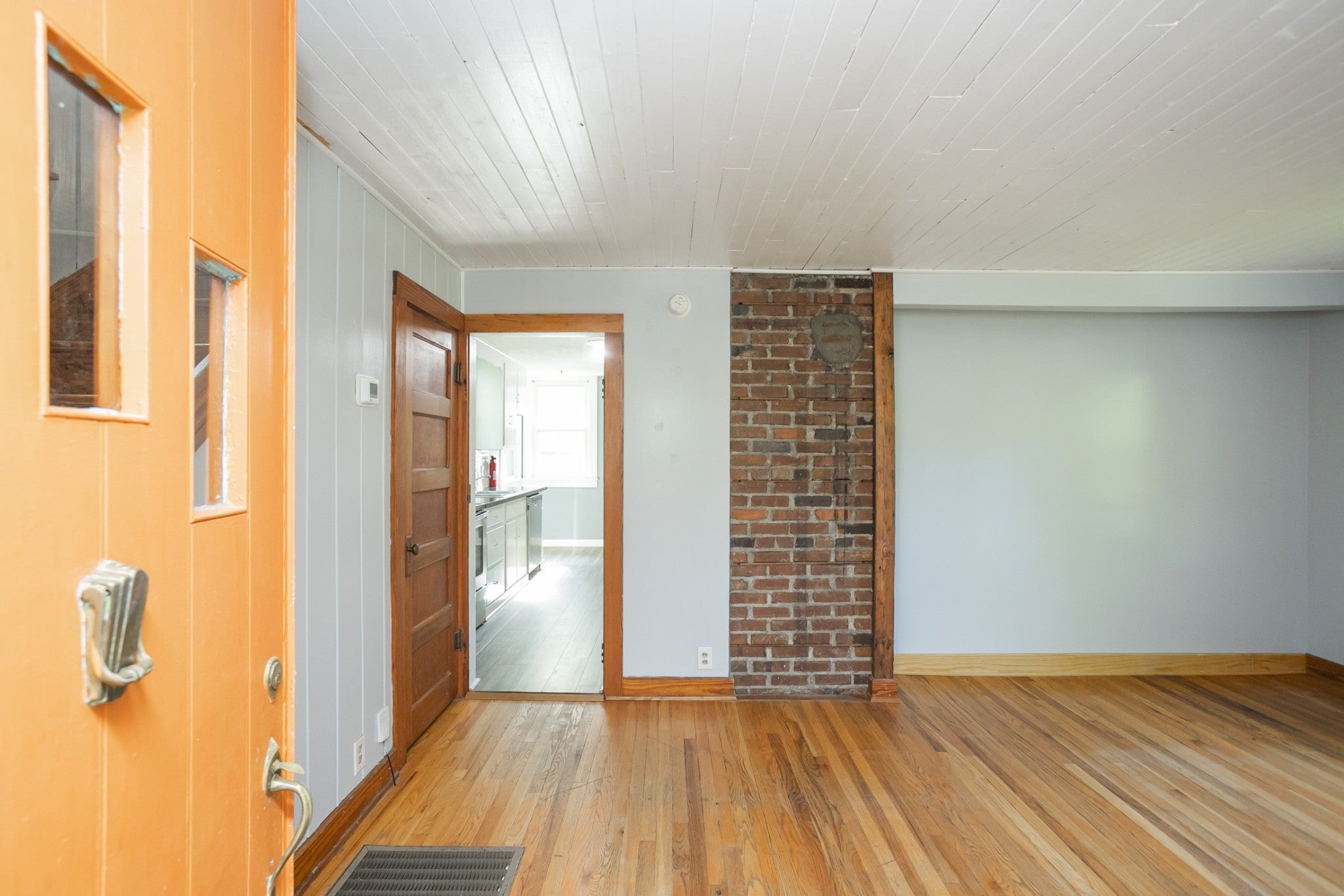 1206 Overton St