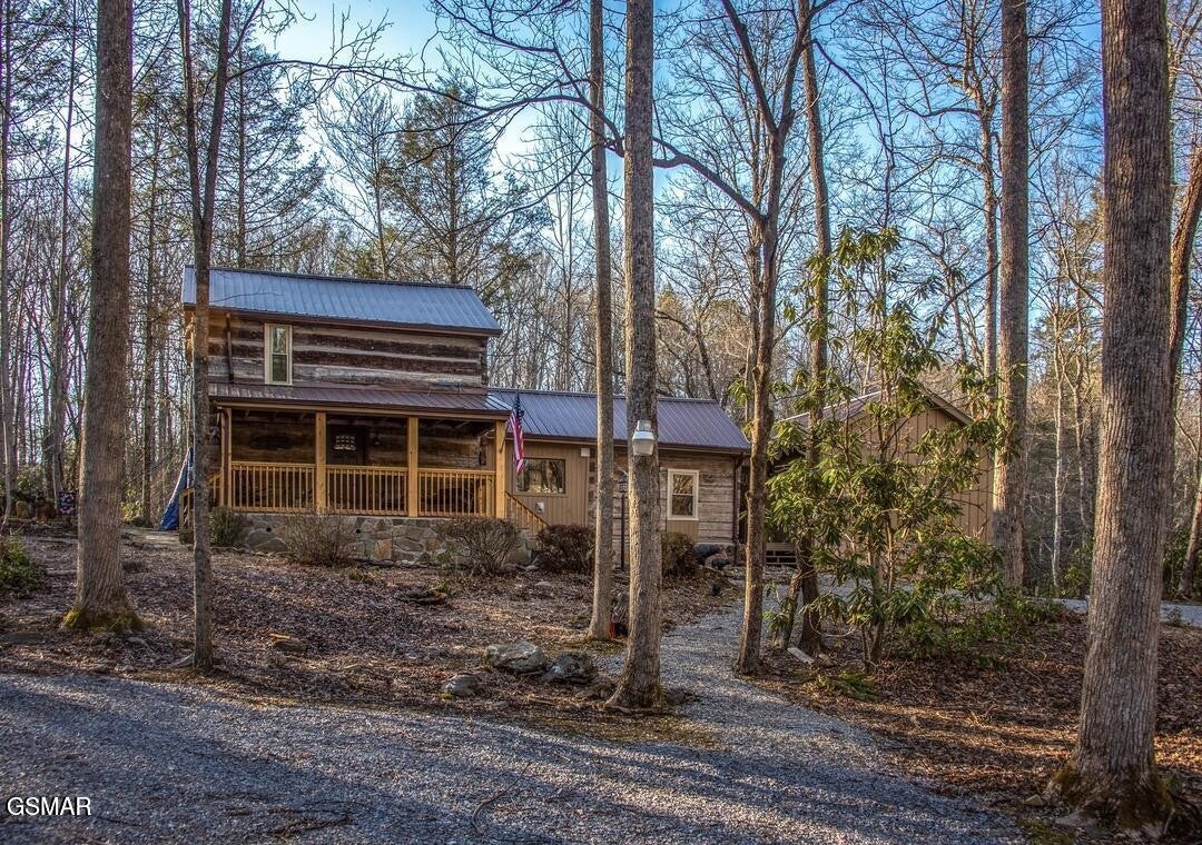 125 Cricket Hollow Way