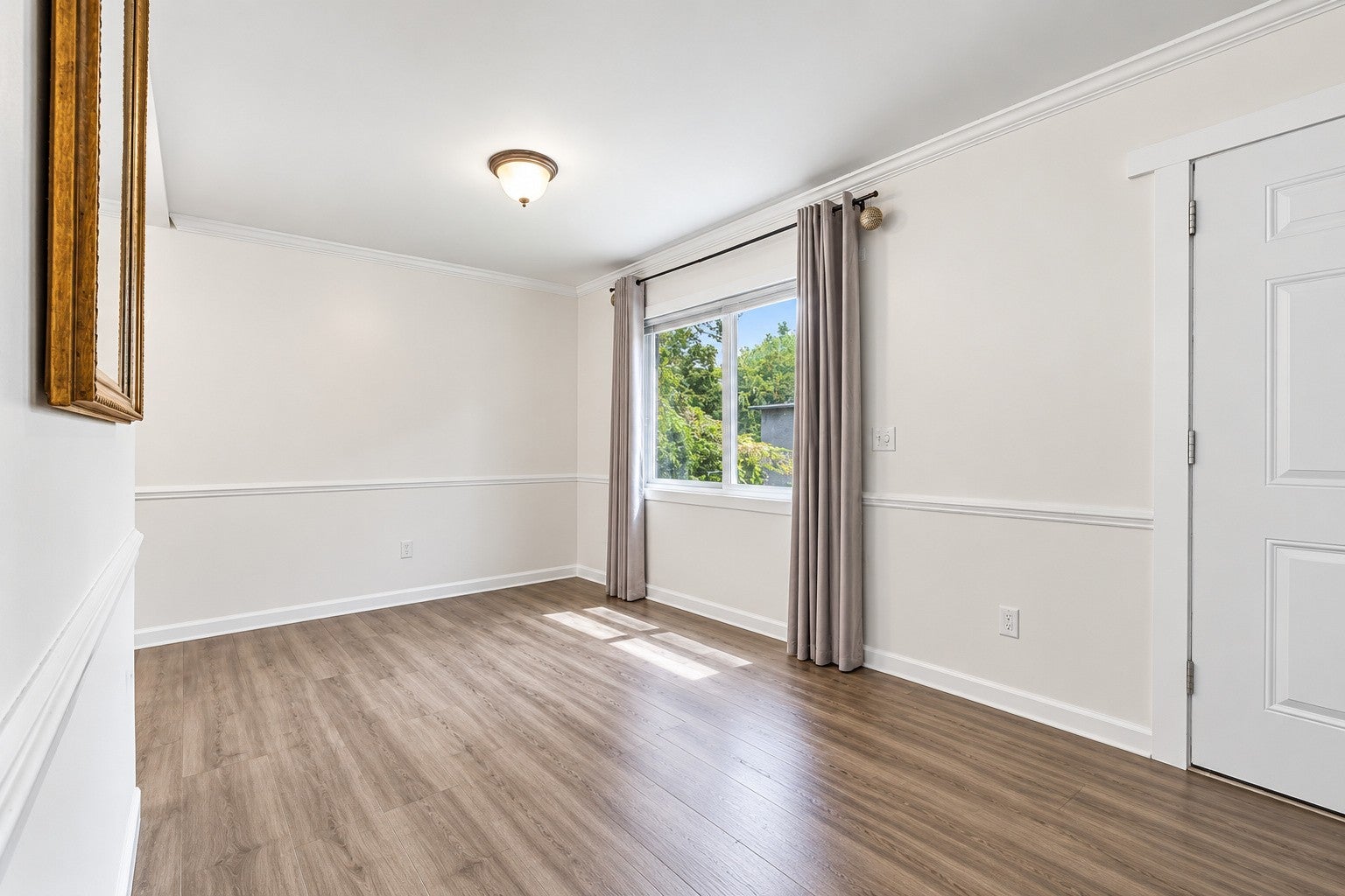 550 Harding Pl B107