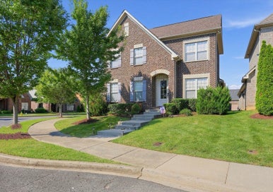 1099 Paddock Park Cir Gallatin TN 37066