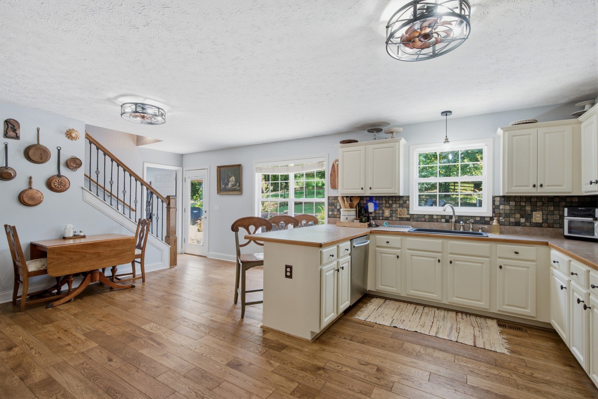 198 Wilkinson Rd