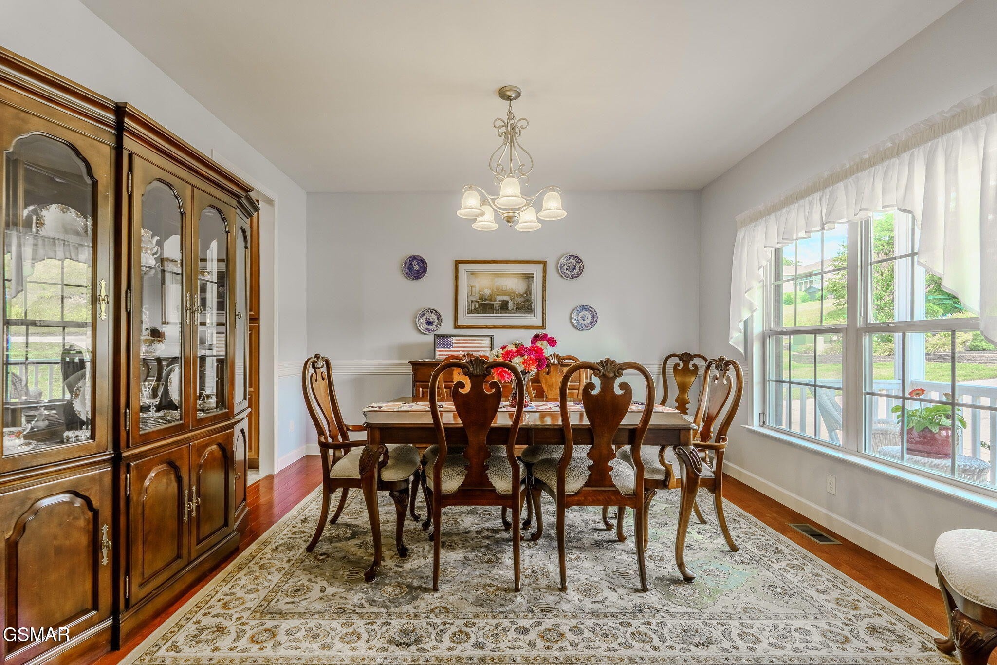 1819 Ally Lane