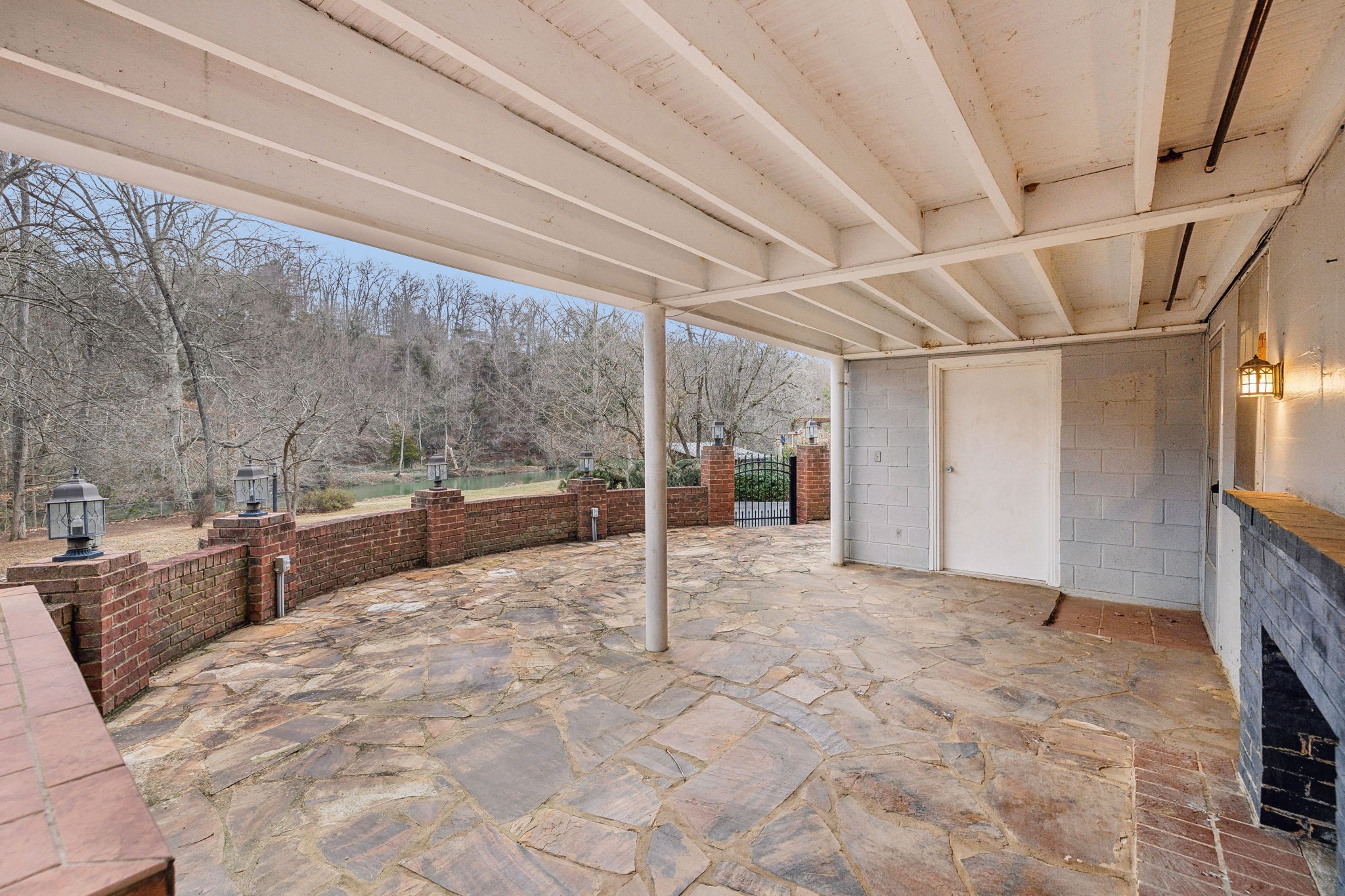 McMinnville, Tennessee 37110, United States, 4 Bedrooms Bedrooms, ,2 BathroomsBathrooms,Residential,Active,21443