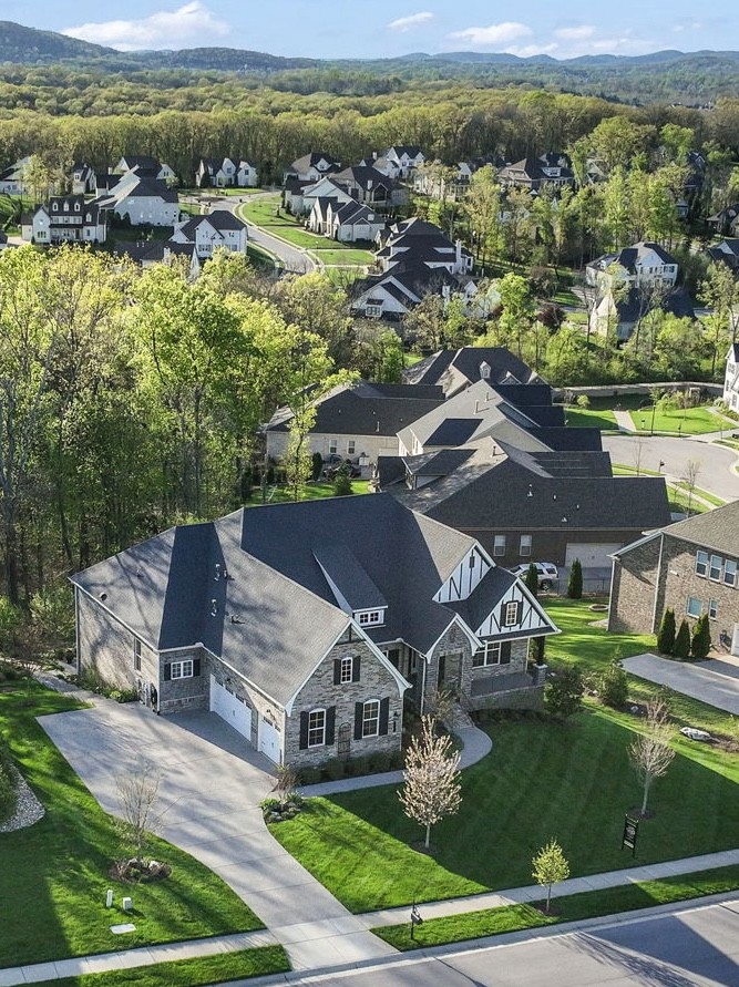 130 Brooksbank Dr