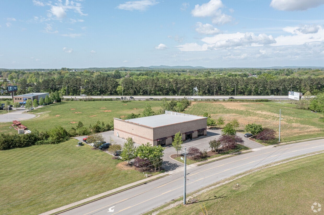 325 W Rutherford Blvd D