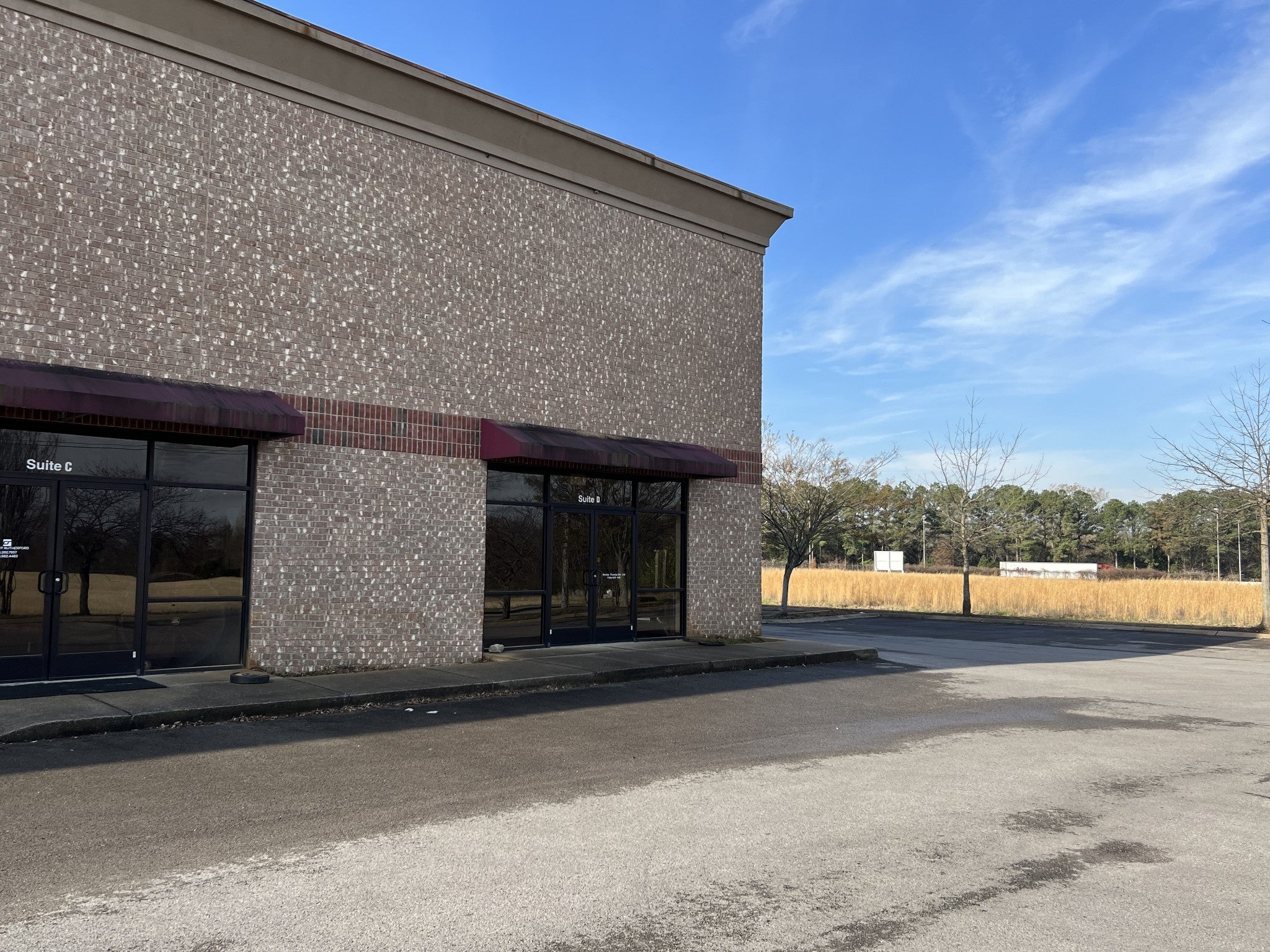 325 W Rutherford Blvd D