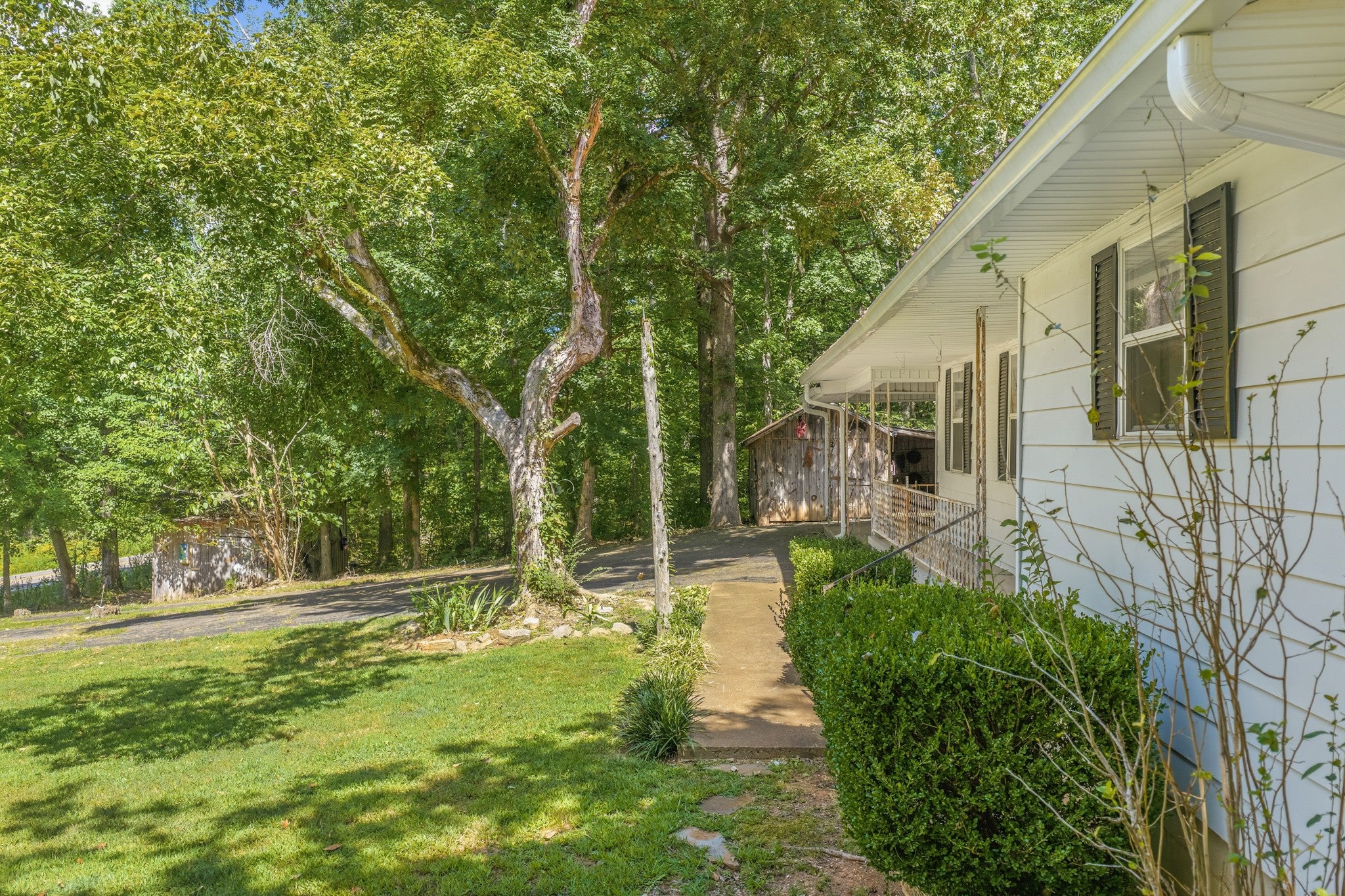 2310 Highway 69 S