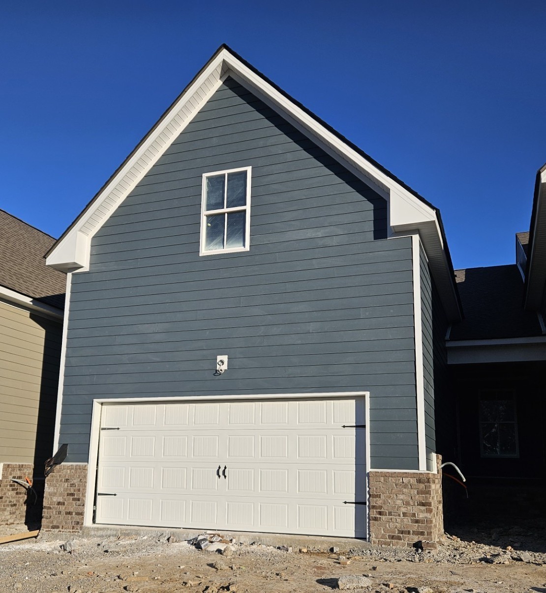 405 W Stonehaus XING