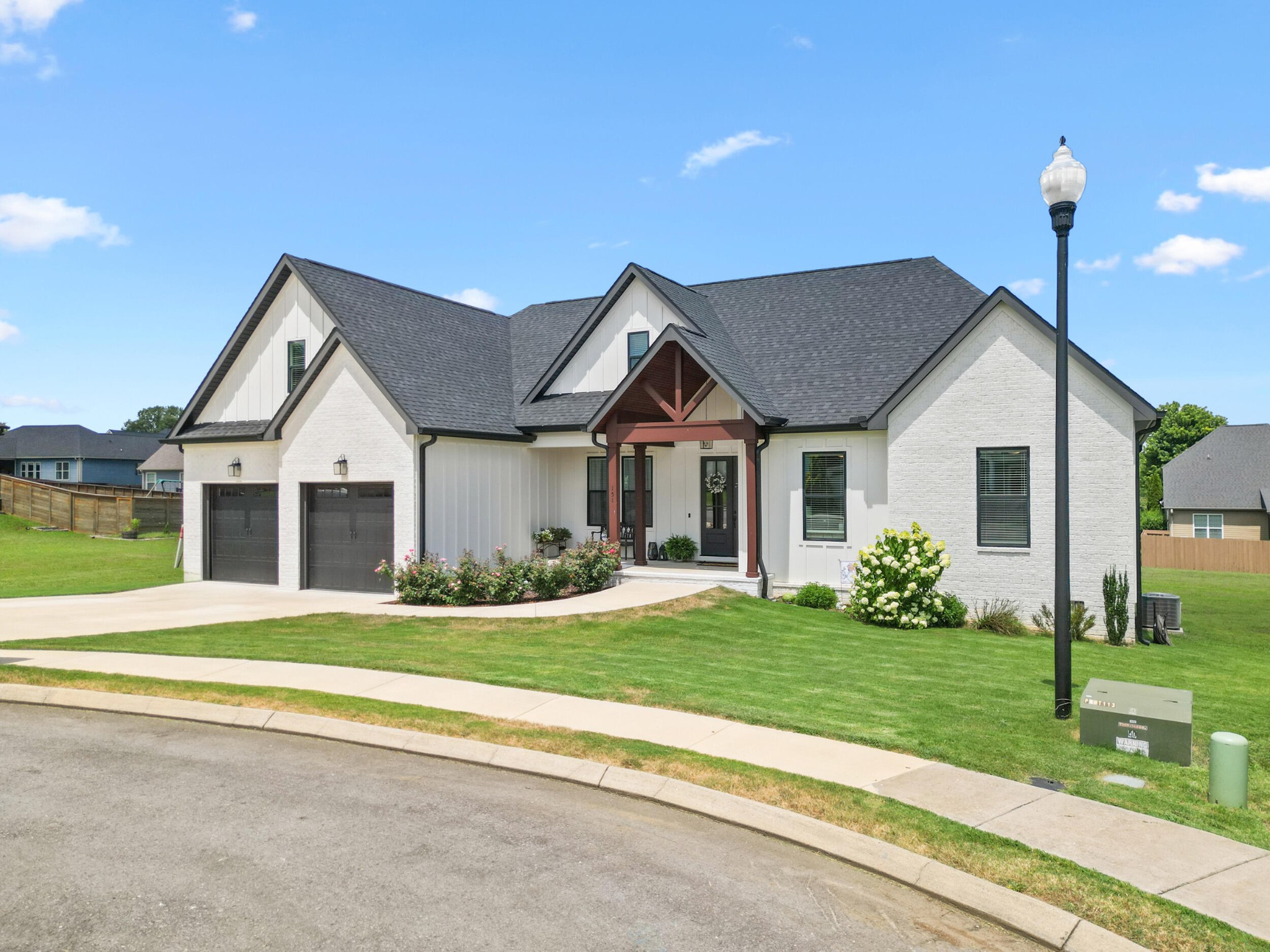 151 Red Fox Lane NW